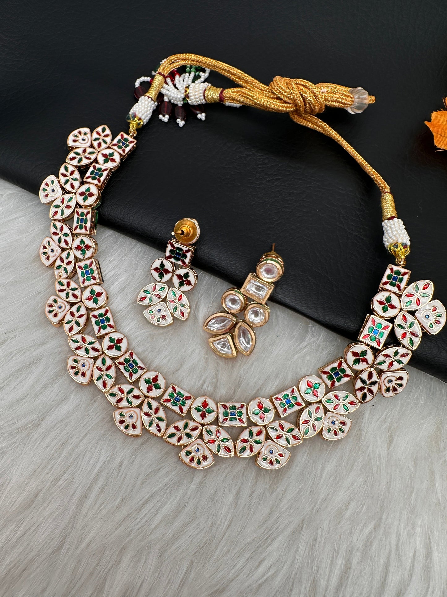 Kundan Statement Neckline Necklace