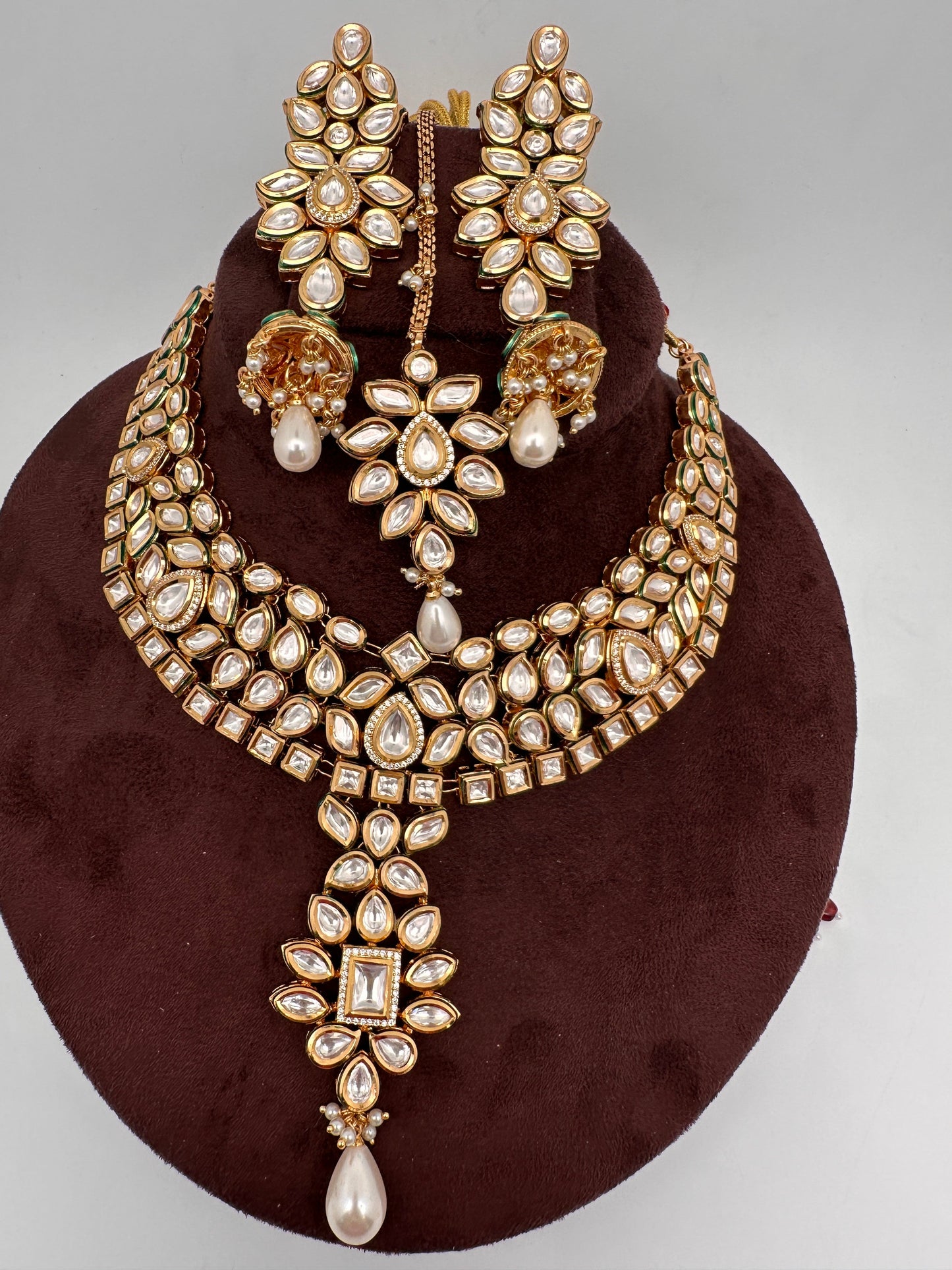 Kundan Statement Necklace comes with Earrings and Mang Tika