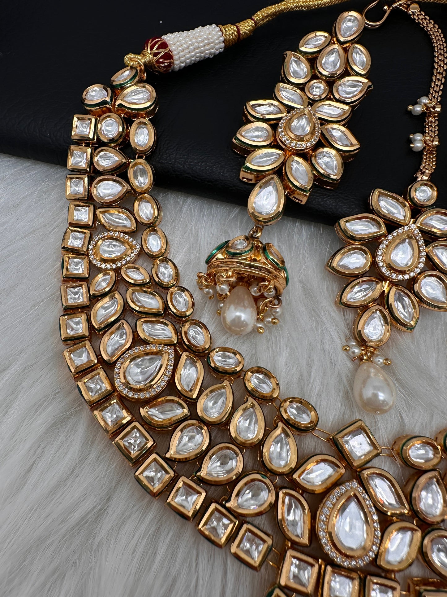 Kundan Statement Necklace comes with Earrings and Mang Tika