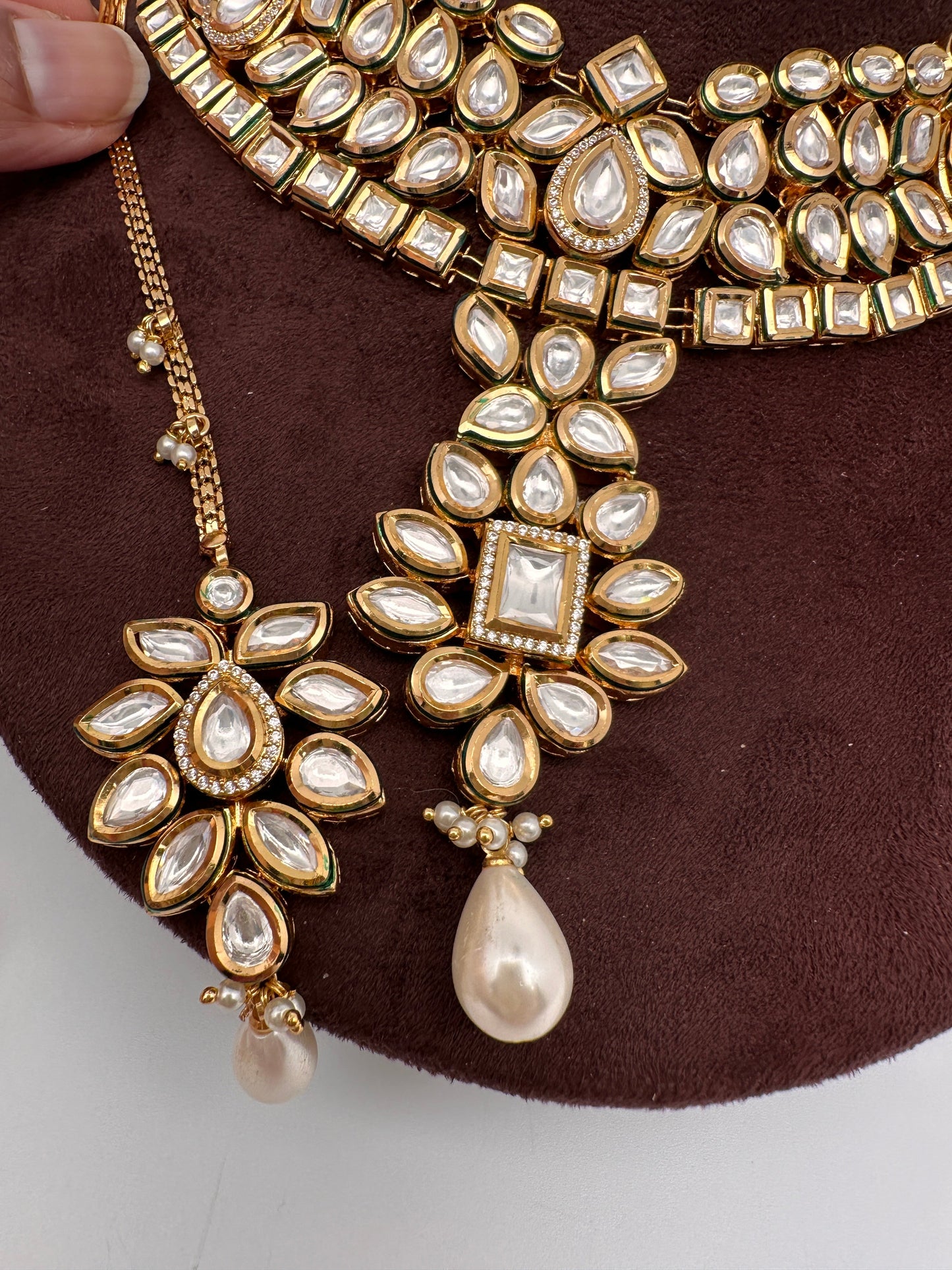 Kundan Statement Necklace comes with Earrings and Mang Tika