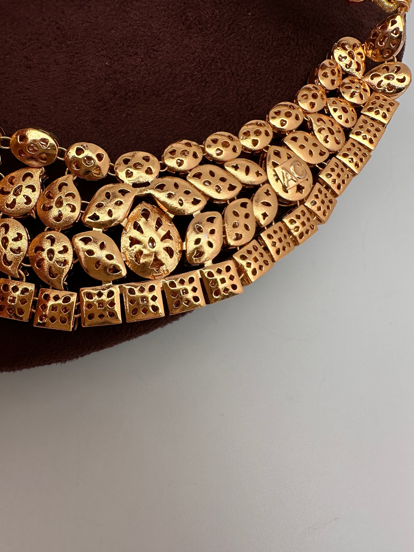 Kundan Statement Necklace comes with Earrings and Mang Tika