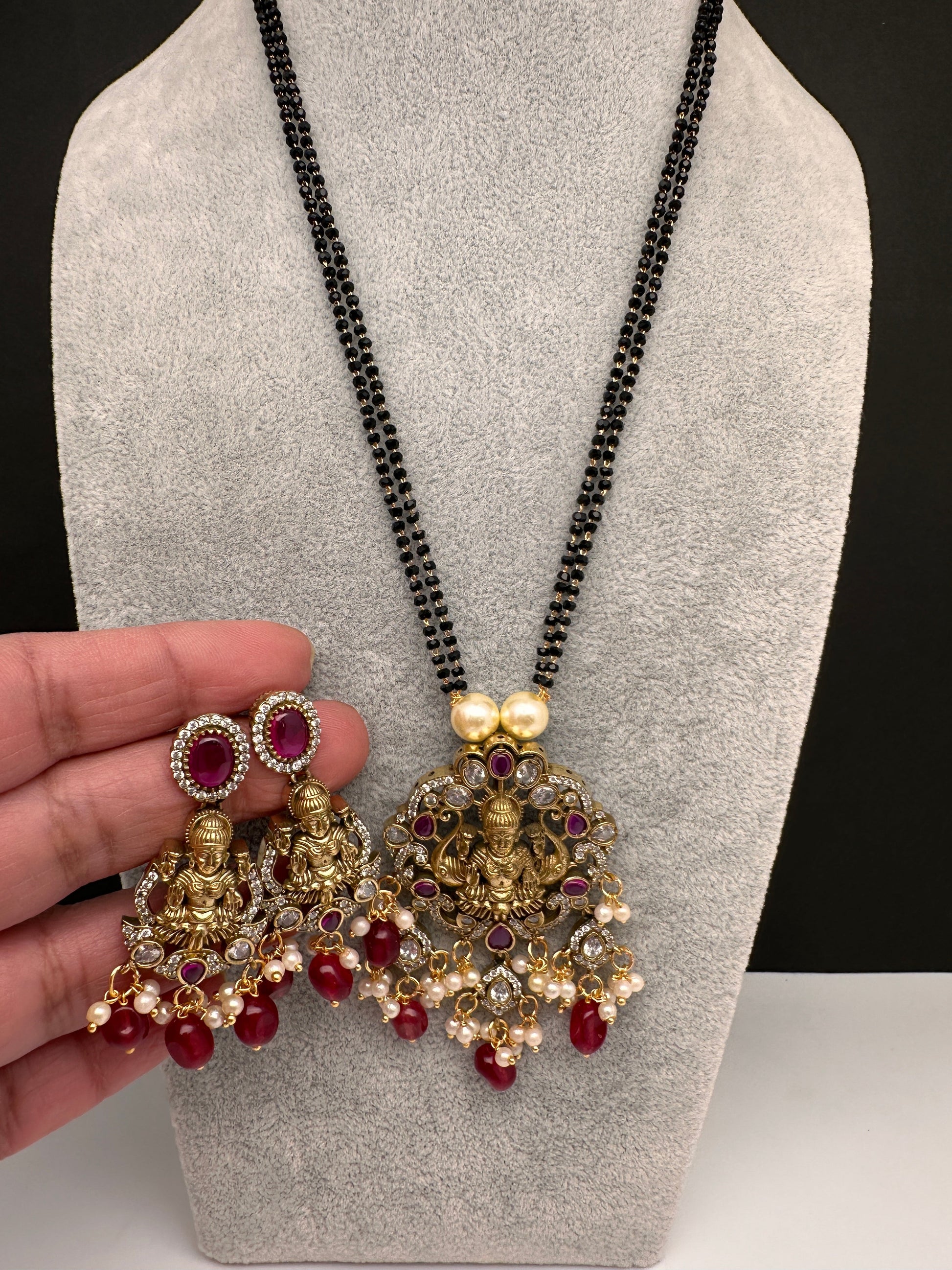 Goddess Lakshmi Color Stone Color Beads Mangalsutra Necklace - Red