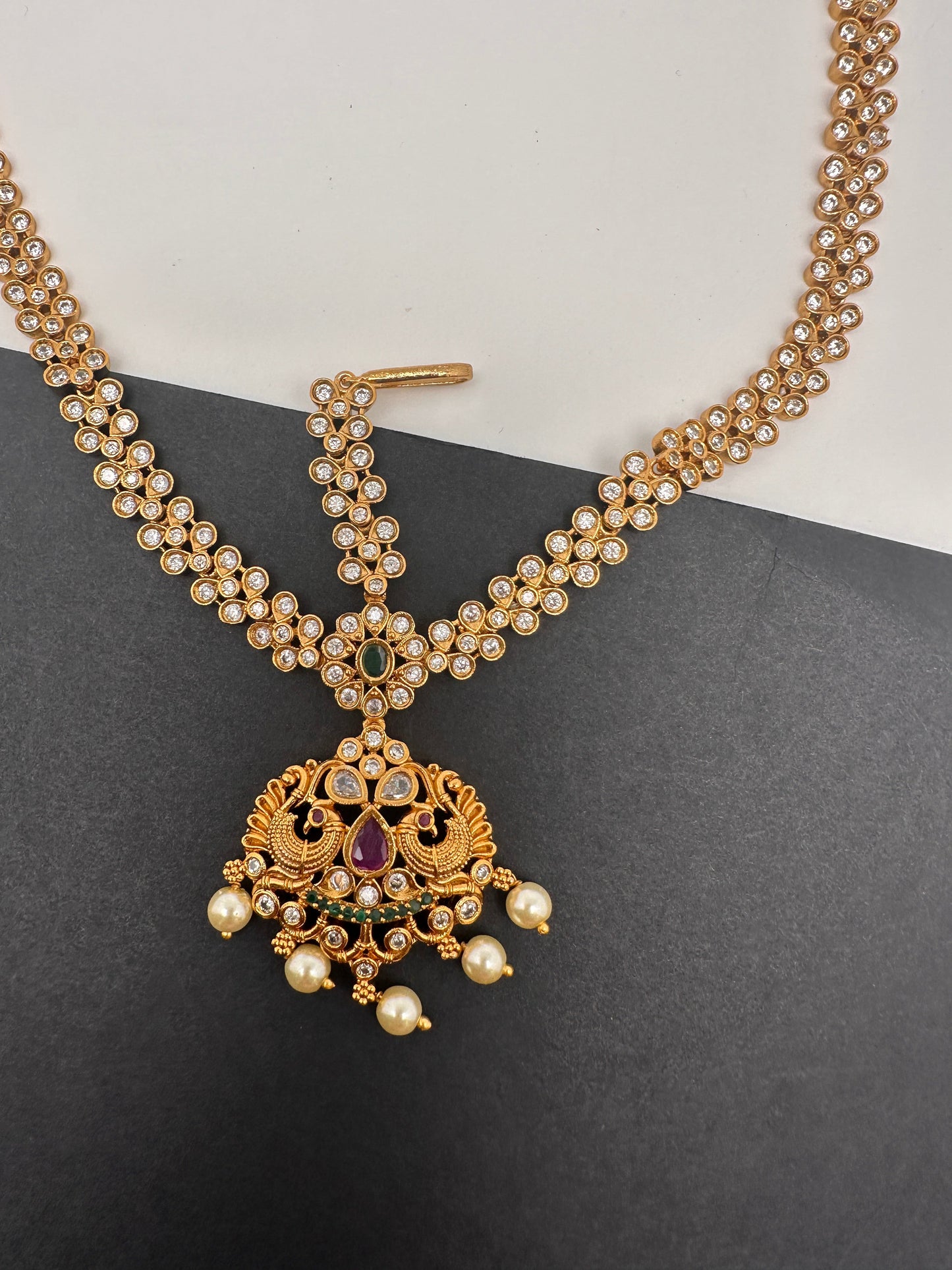 Matte Multi stone Peacock Maangteeka Mathapatti