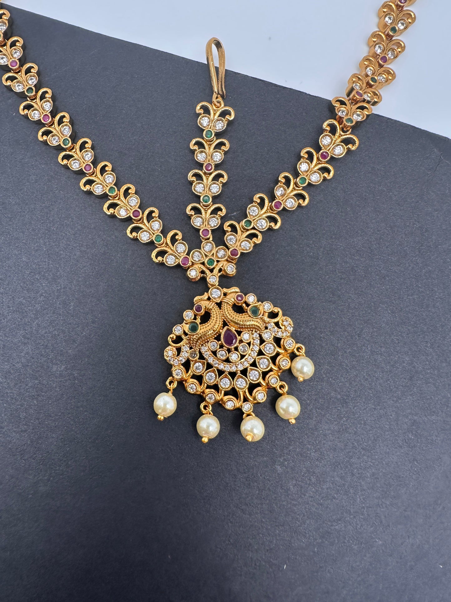 Matte Multi stone Peacock Maangteeka Mathapatti