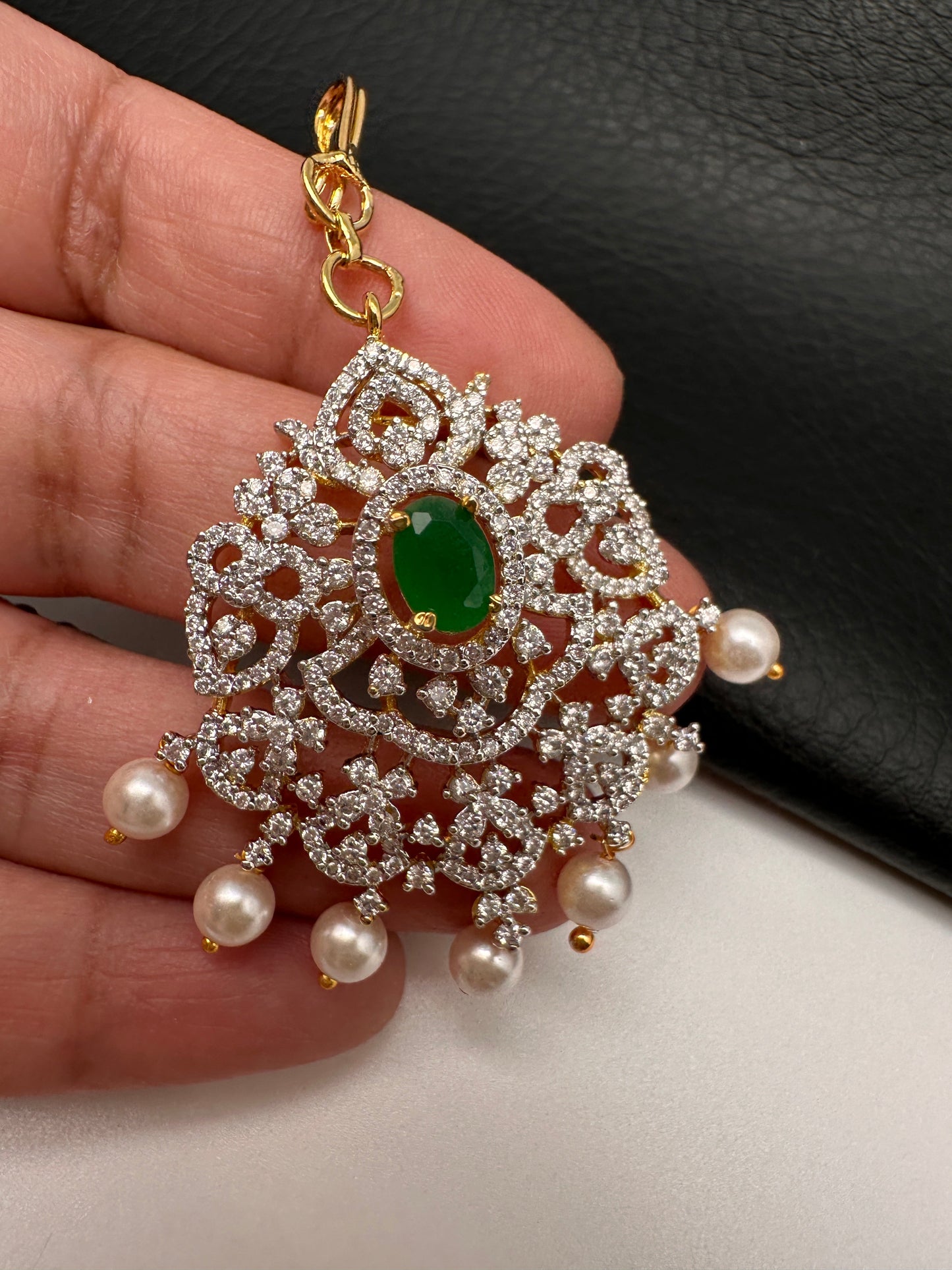 Diamond Finish Color Stone Maangteeka - Green