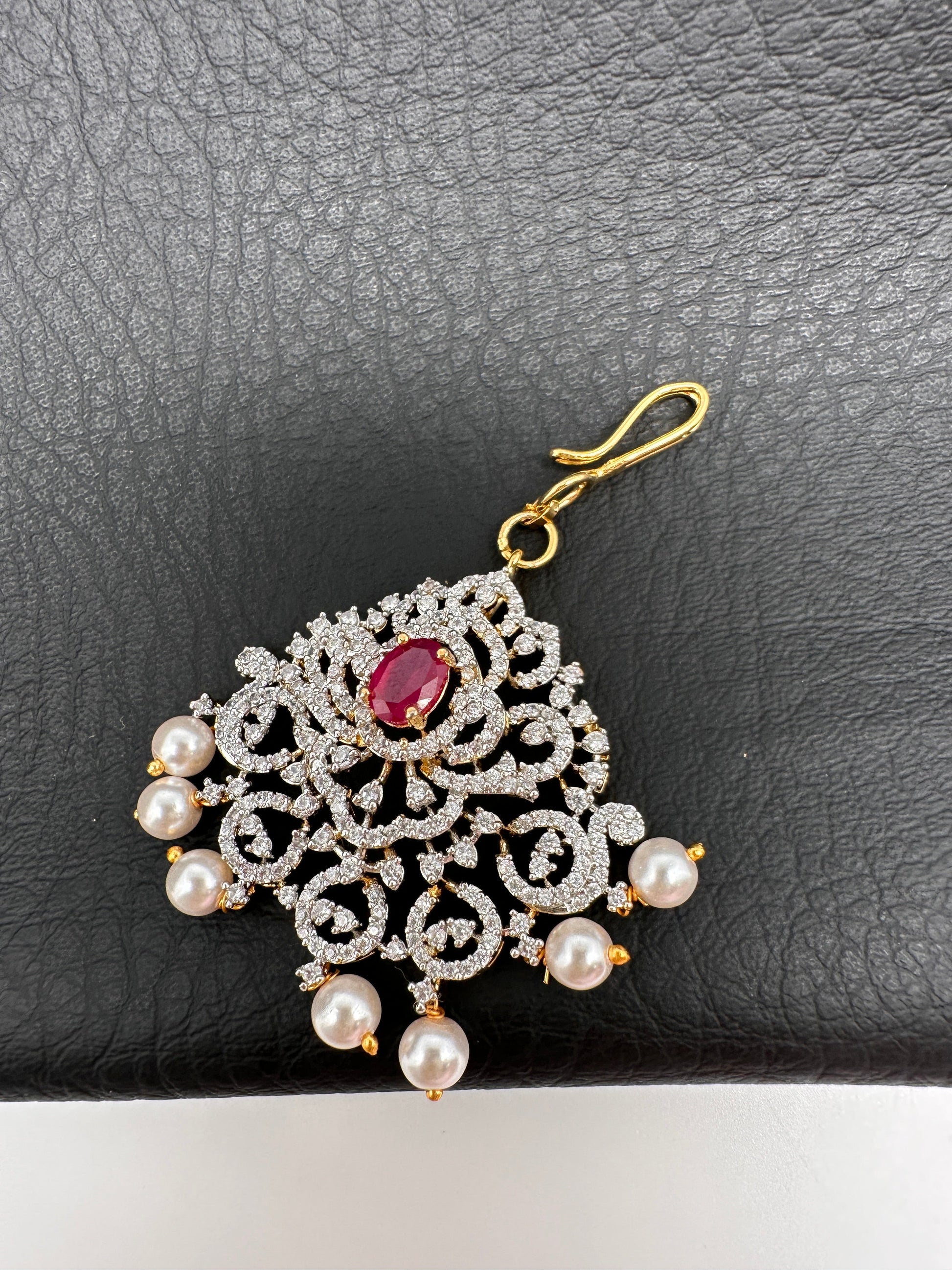 Diamond Finish Color Stone Maangteeka - Red