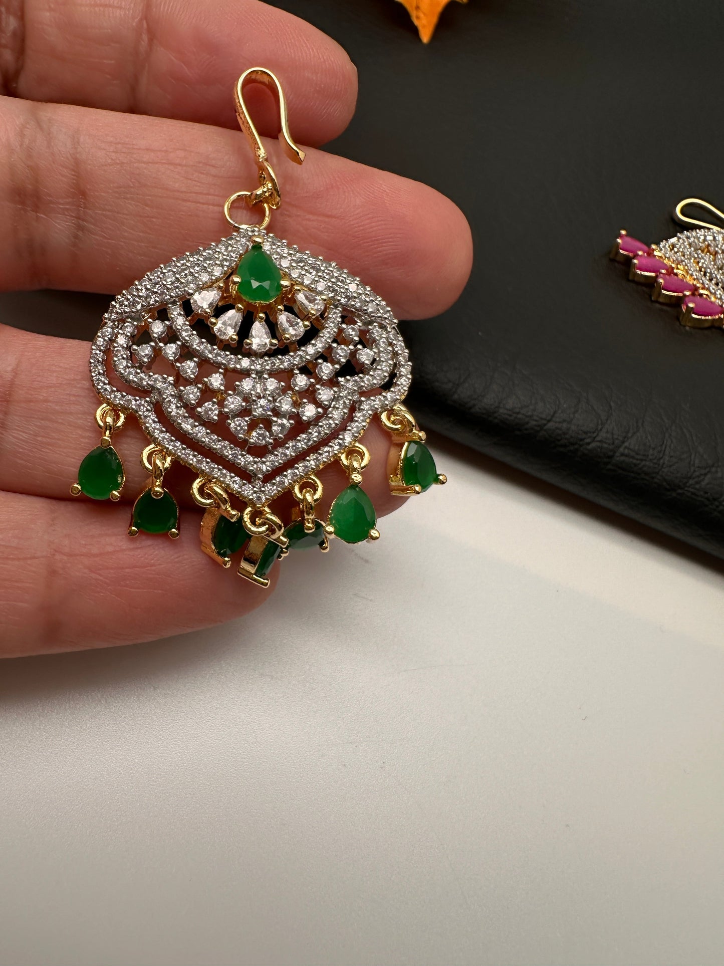 Diamond Finish Color Stone Maangteeka - Green