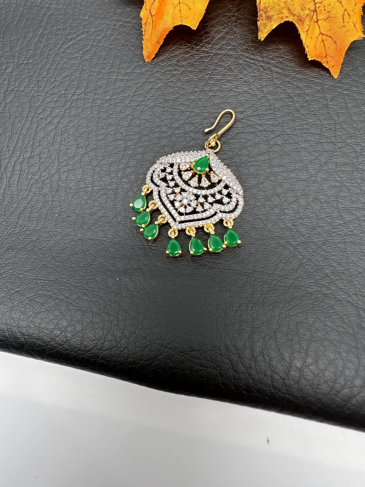 Diamond Finish Color Stone Maangteeka - Green