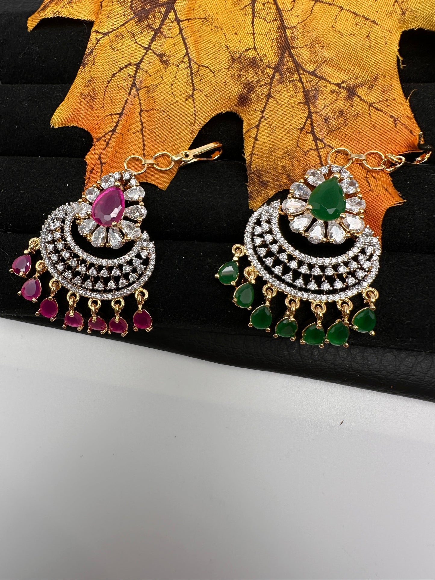 Diamond Finish Color Stone Maangteeka - Green