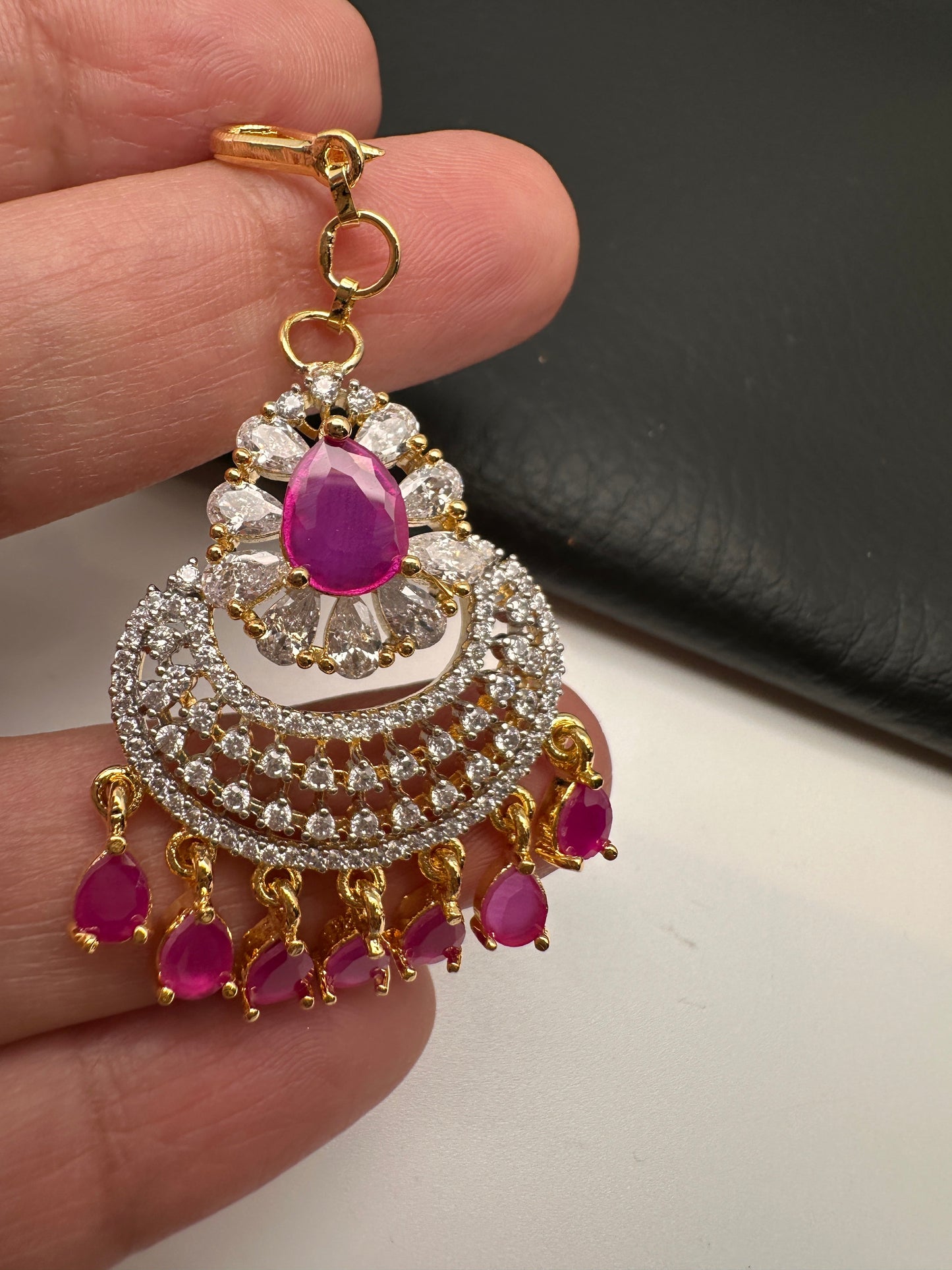 Diamond Finish Color Stone Maangteeka - Red
