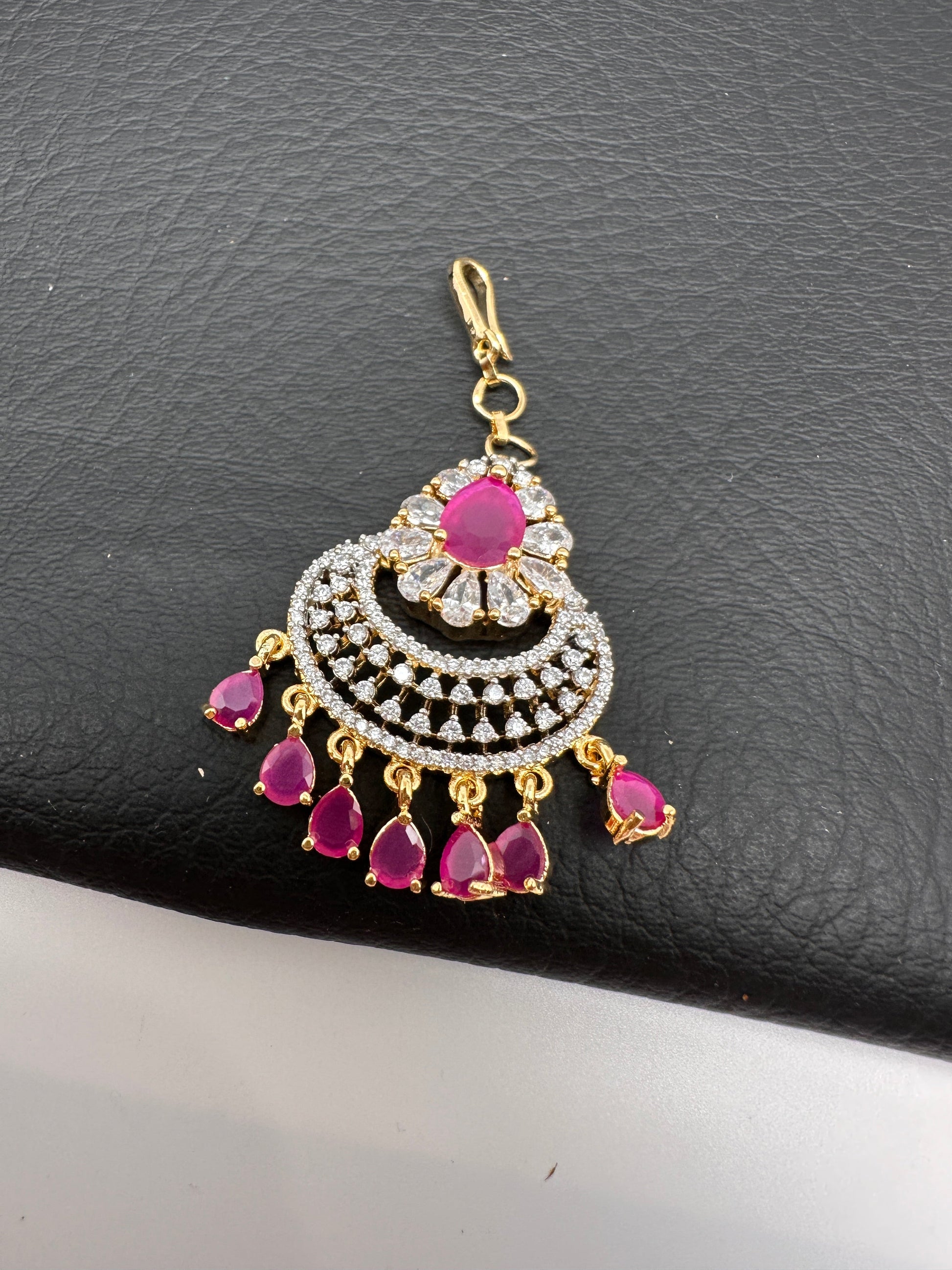 Diamond Finish Color Stone Maangteeka - Red