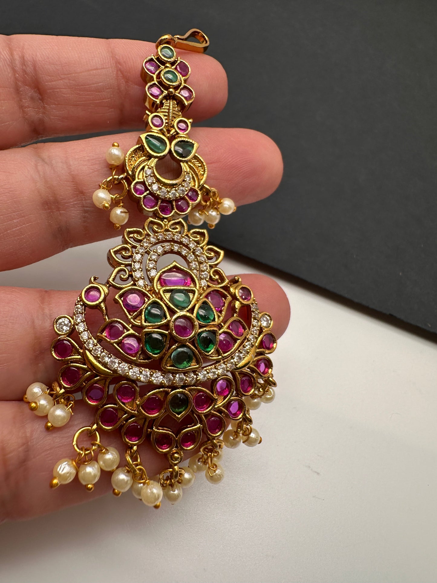 Kempu Pearl Mang Tika
