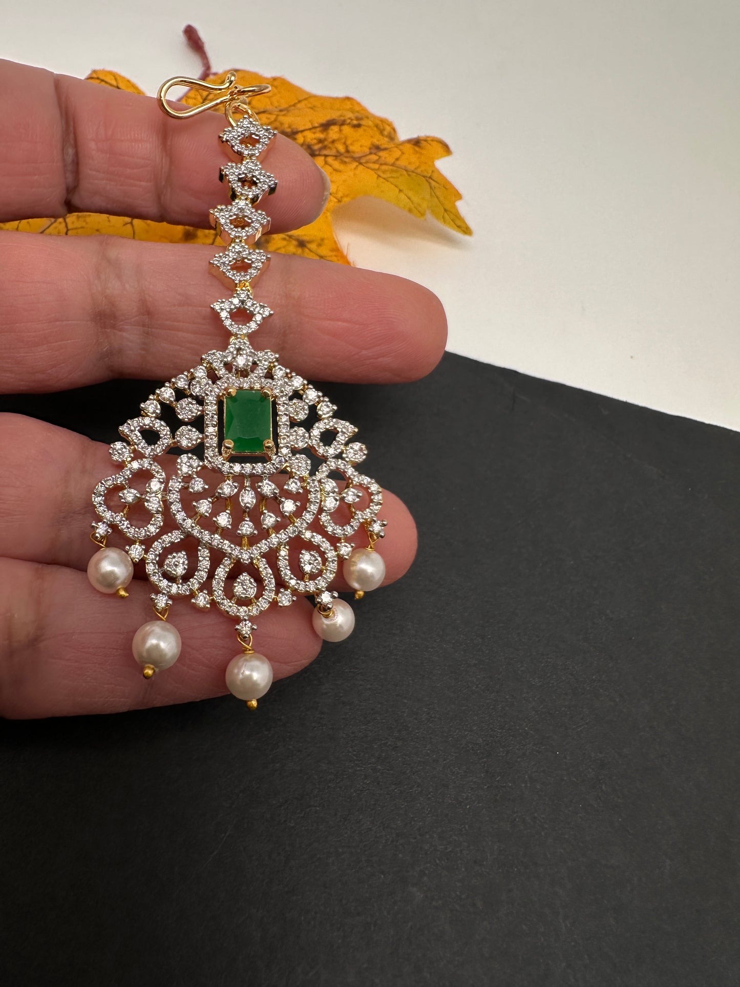 Diamond Finish Color Stone Maangteeka - Green