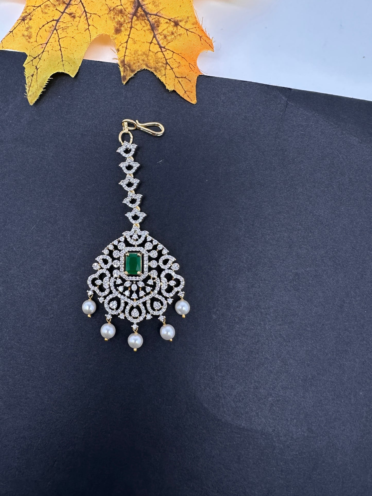 Diamond Finish Color Stone Maangteeka - Green