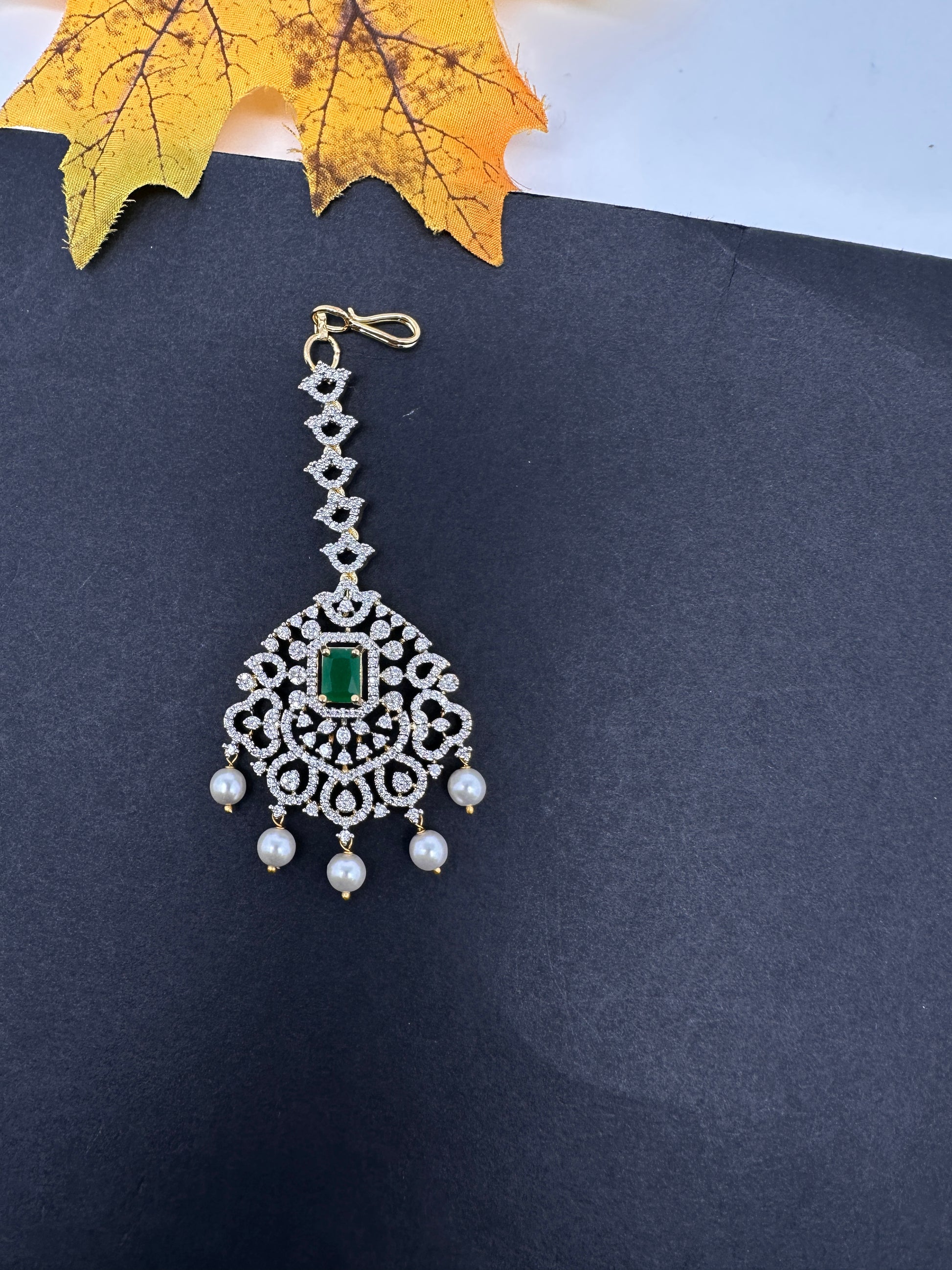 Diamond Finish Color Stone Maangteeka - Green
