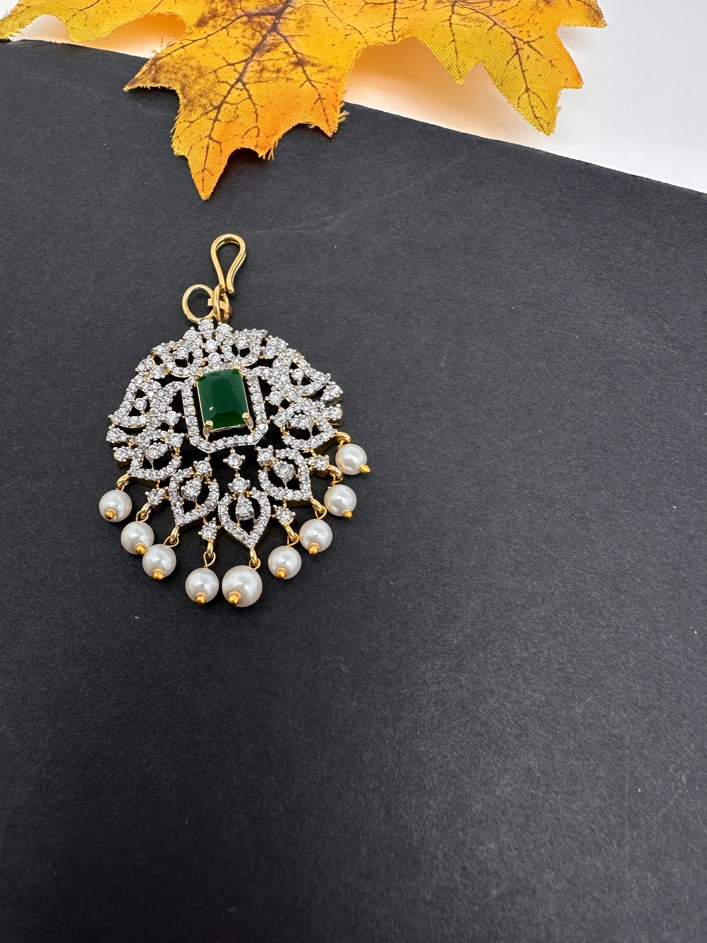 Diamond Finish Color Stone Maangteeka - Green