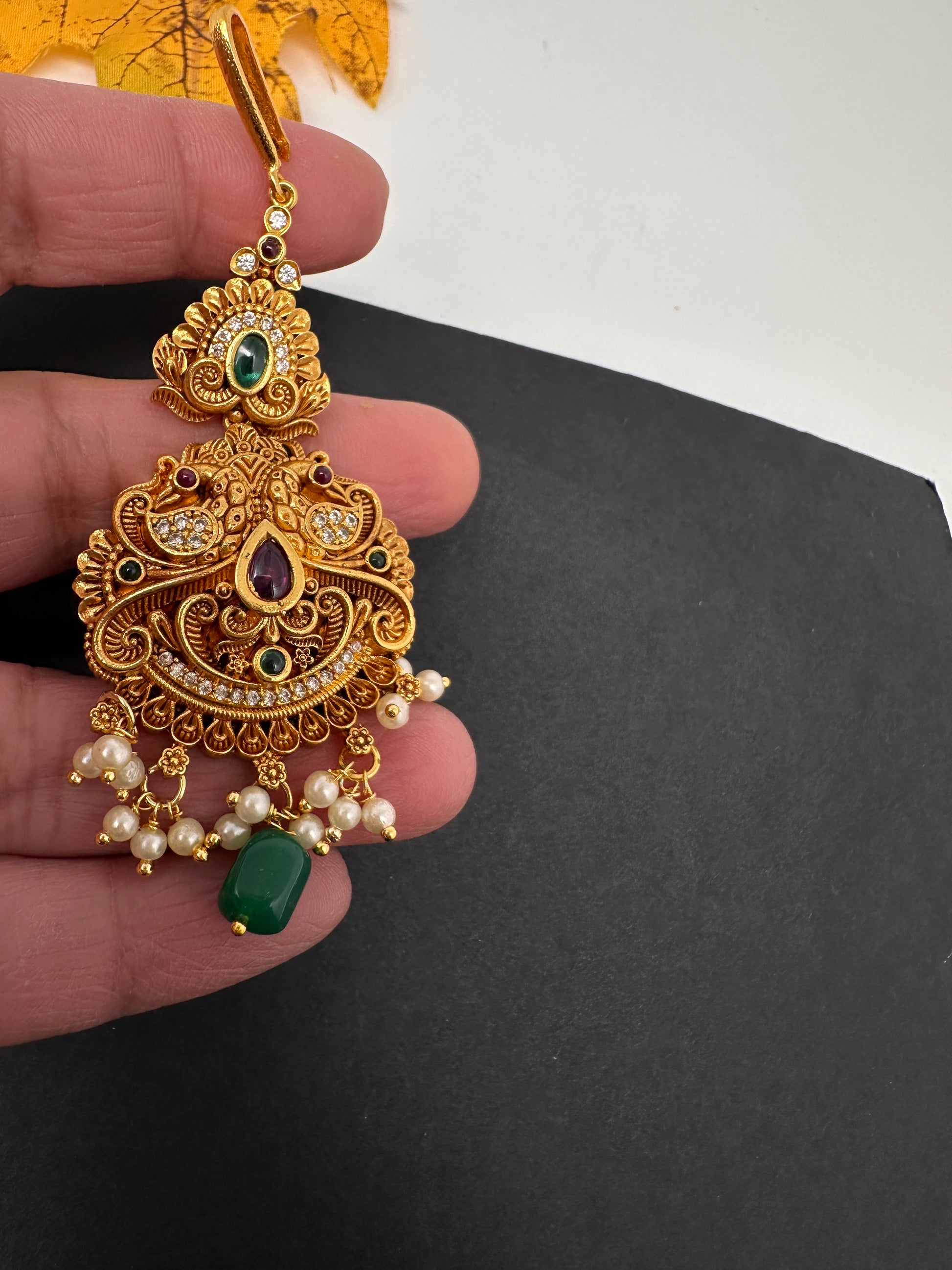 Matte Peacock Maangteeka - 