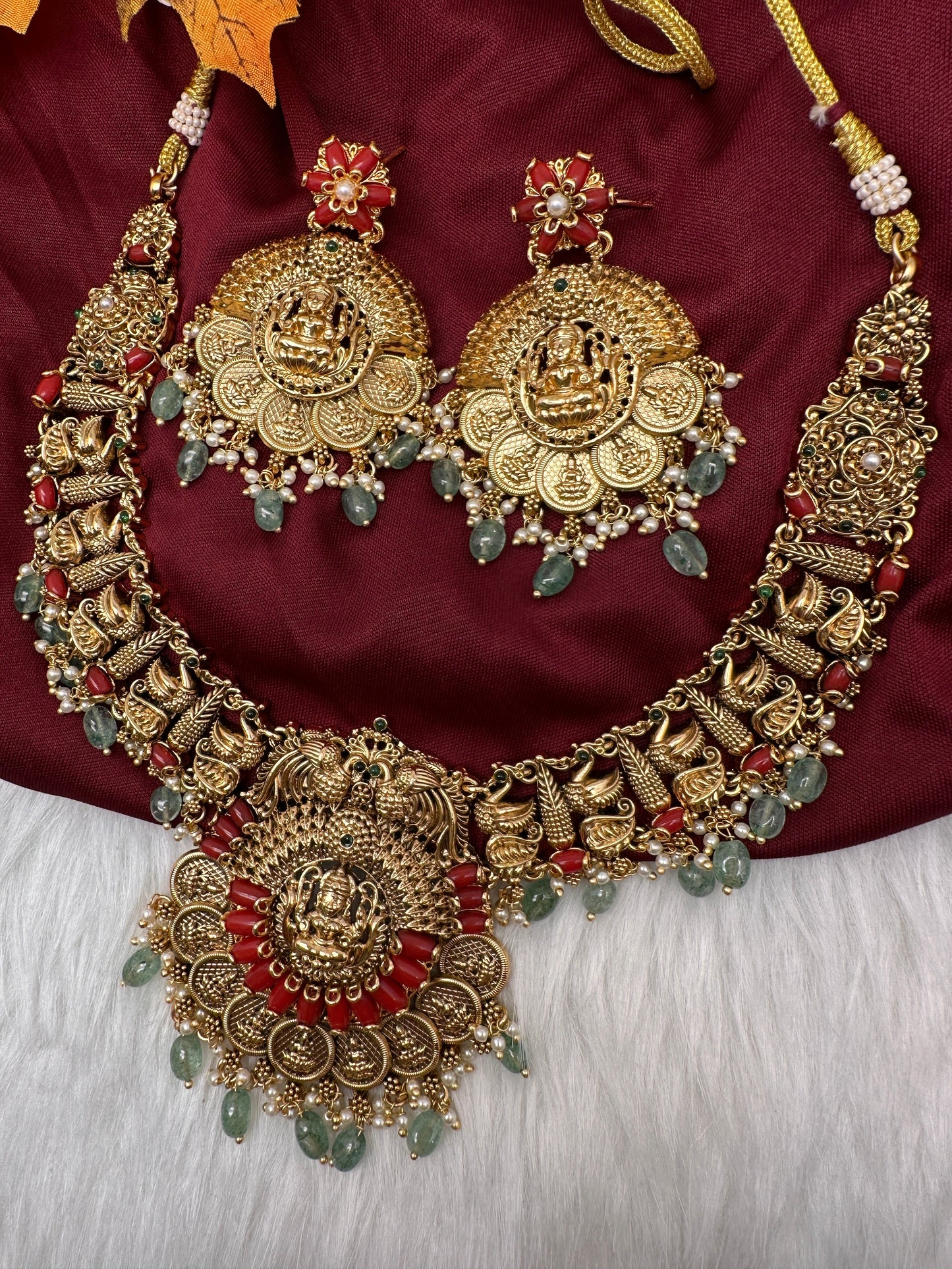 Goddess Lakshmi Kassu Nakshi Matte Coral Short Necklace with Emerald Beads