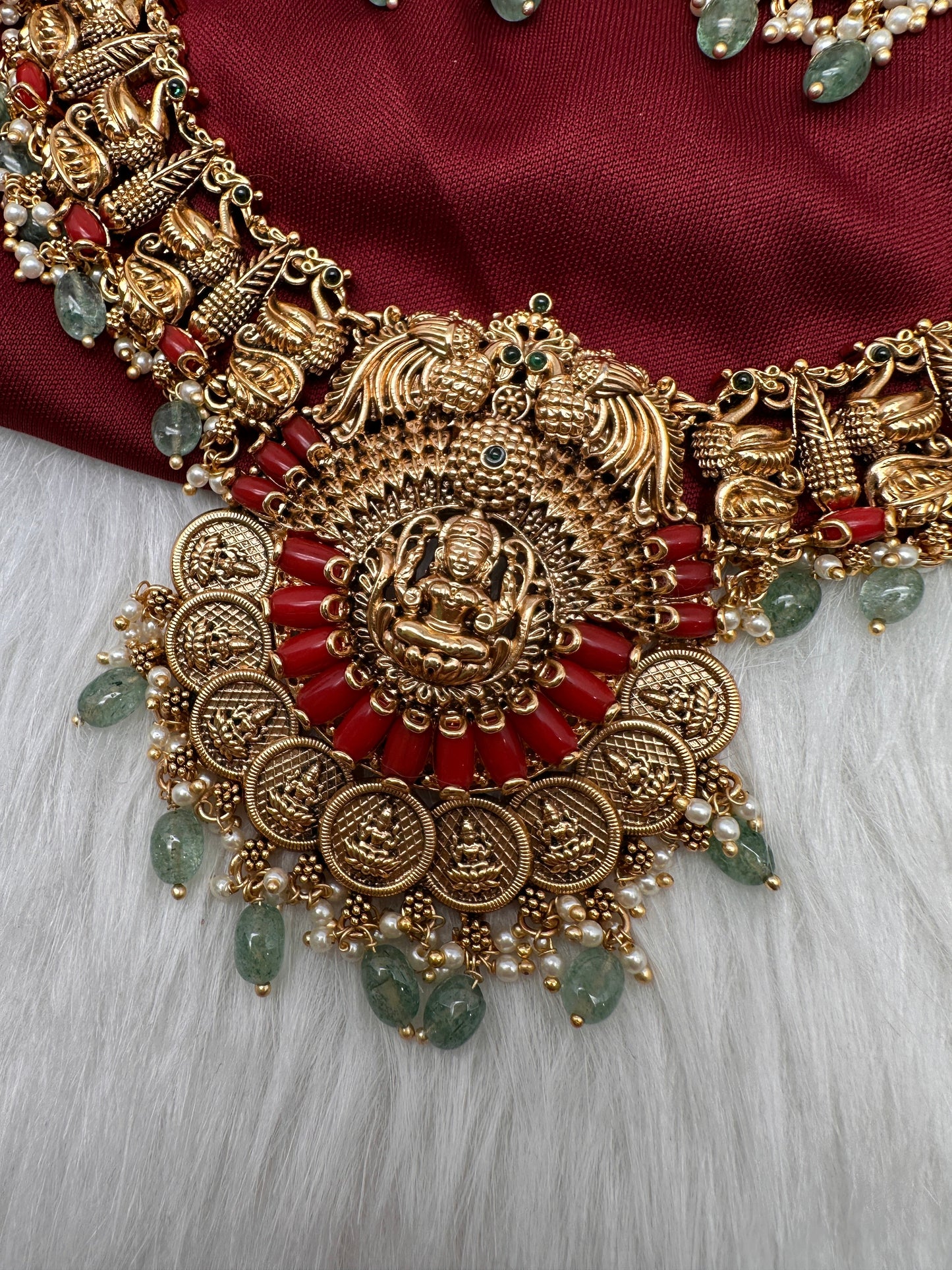 Goddess Lakshmi Kassu Nakshi Matte Coral Short Necklace with Emerald Beads