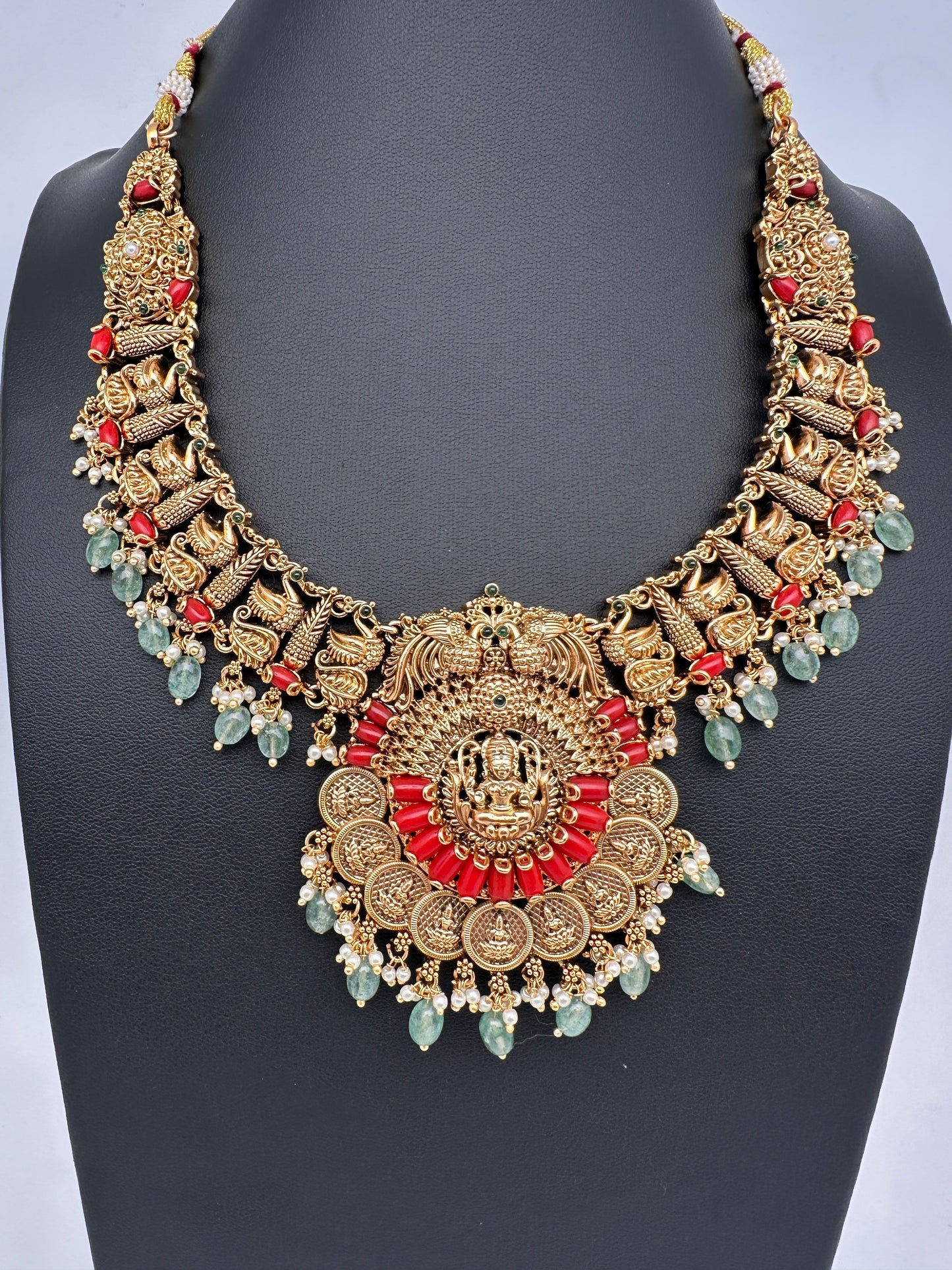 Goddess Lakshmi Kassu Nakshi Matte Coral Short Necklace with Emerald Beads