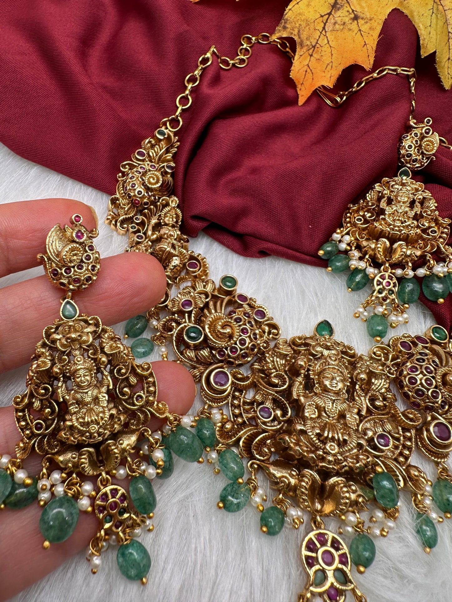 Goddess Lakshmi Nakshi Short Necklace with Emerald Beads
