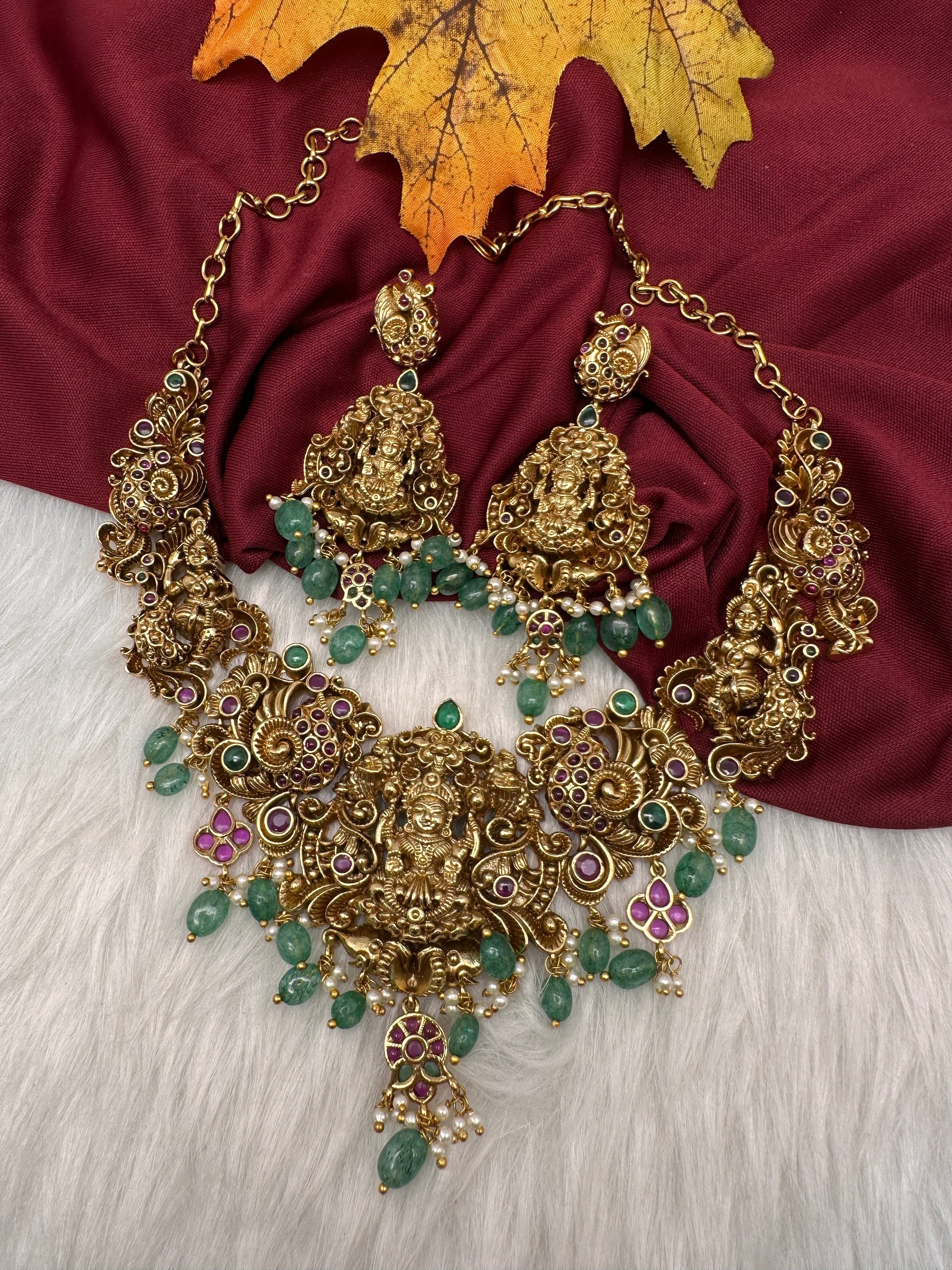 Goddess Lakshmi Nakshi Short Necklace with Emerald Beads