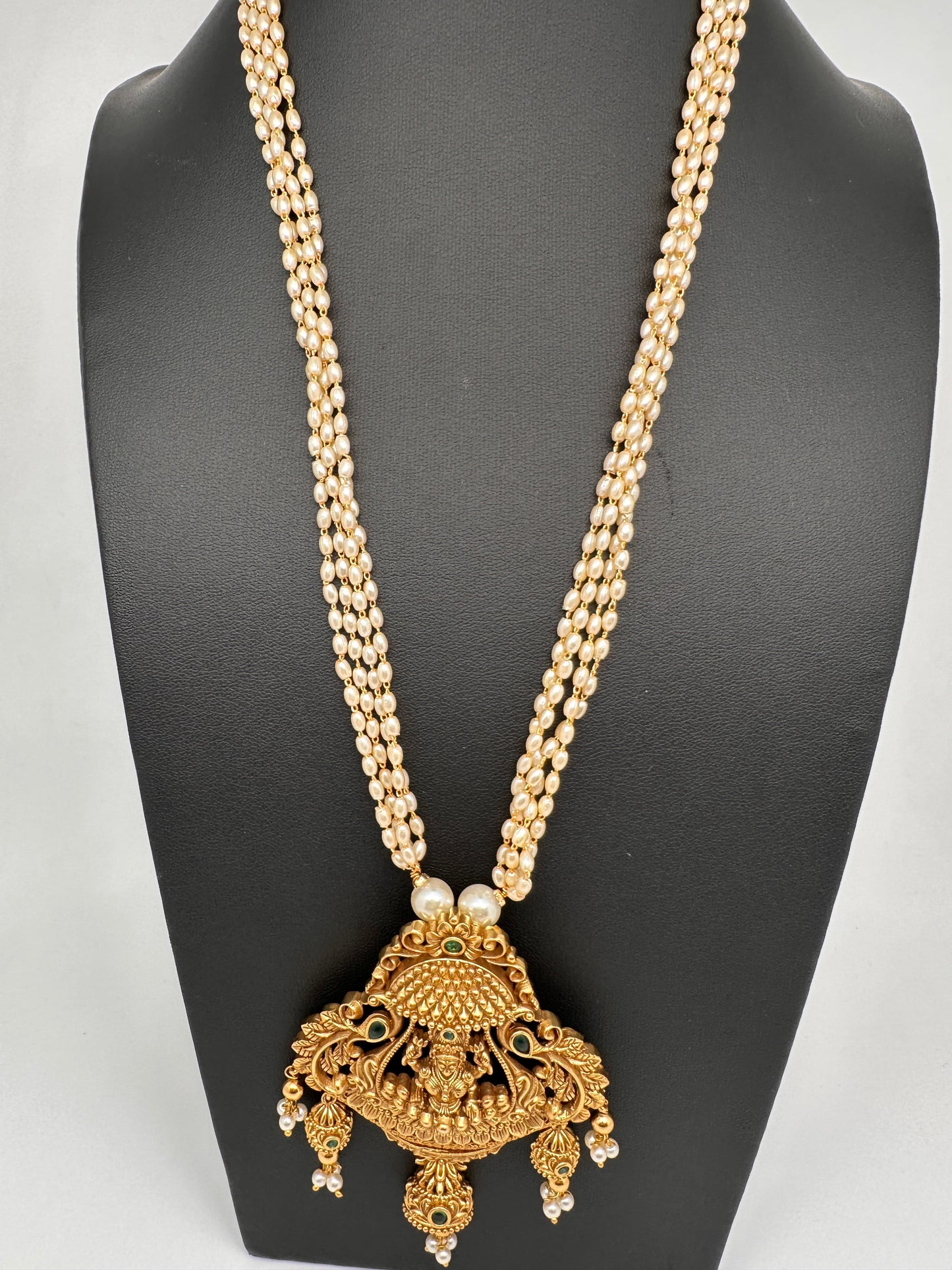 Goddess Lakshmi Premium Matte Finish Nakshi Pendent Set With Rice Pearl Mala