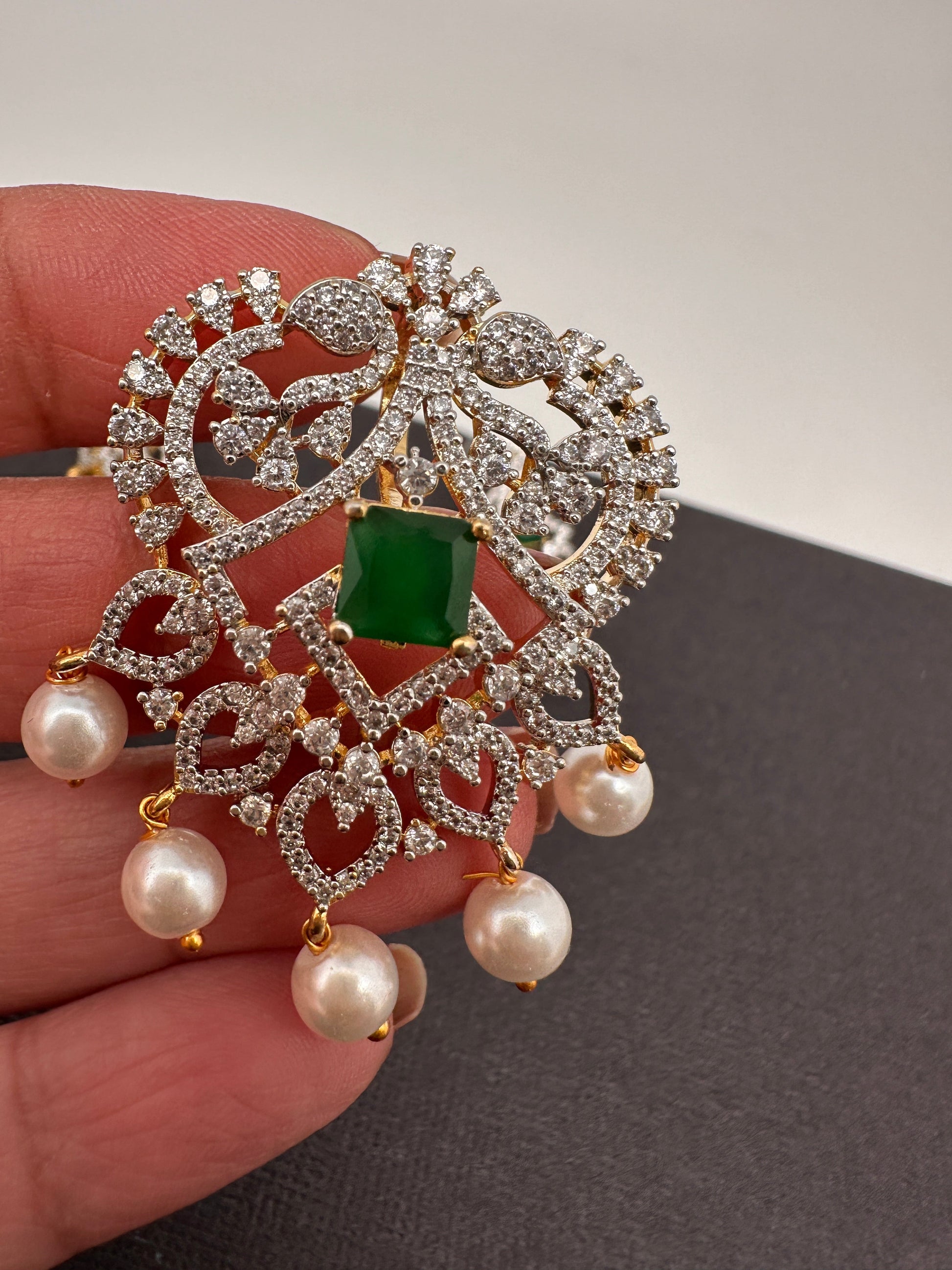 AD Color Stone Pendent Set - Green