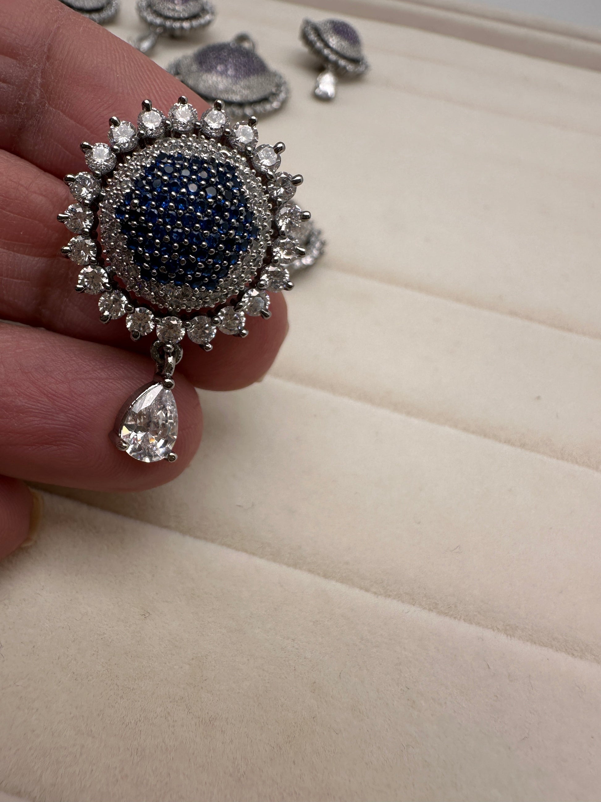 Nano Setting AD Pendent Set - Blue