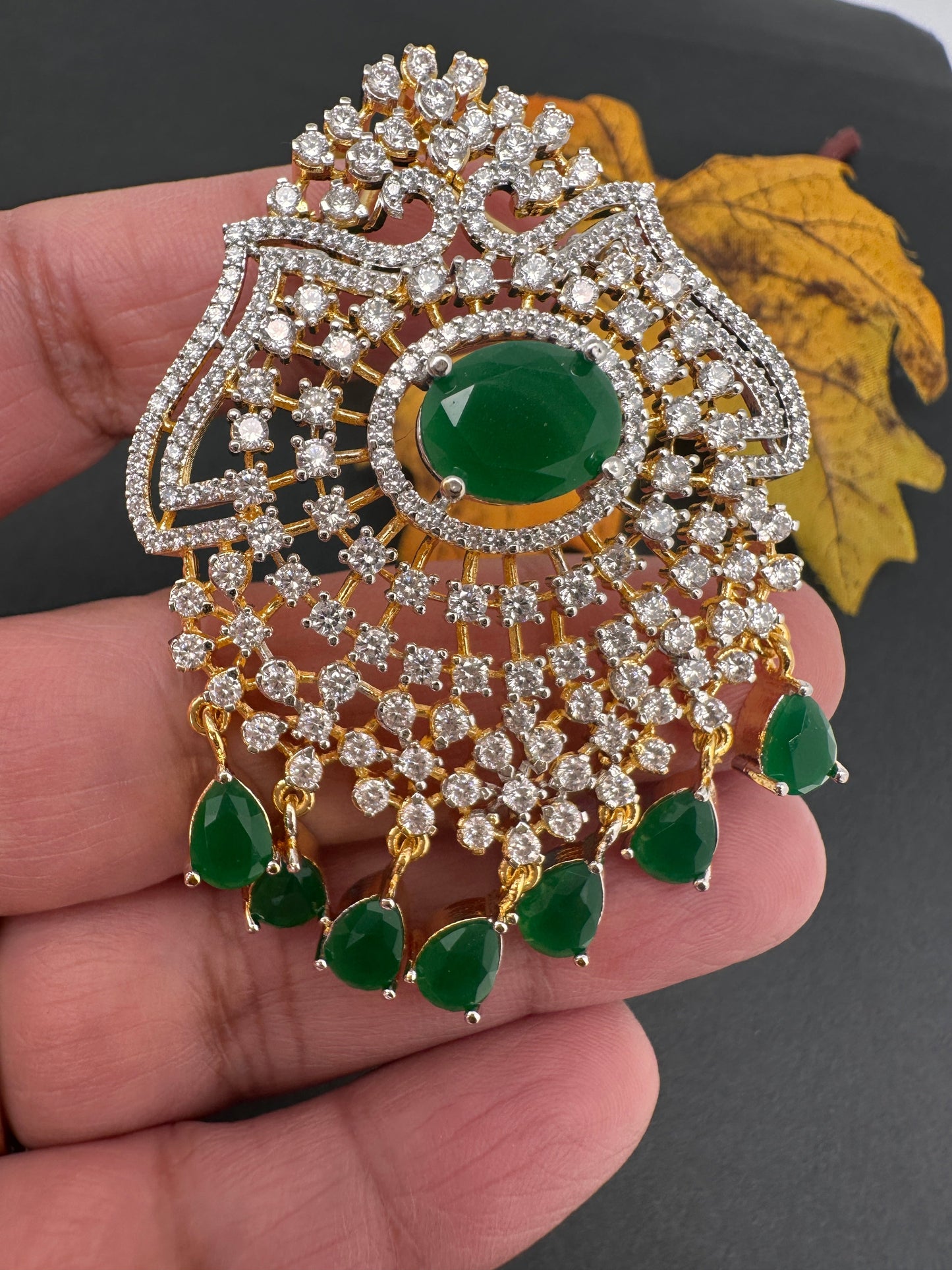 AD Color Stone Pendent Set - Green