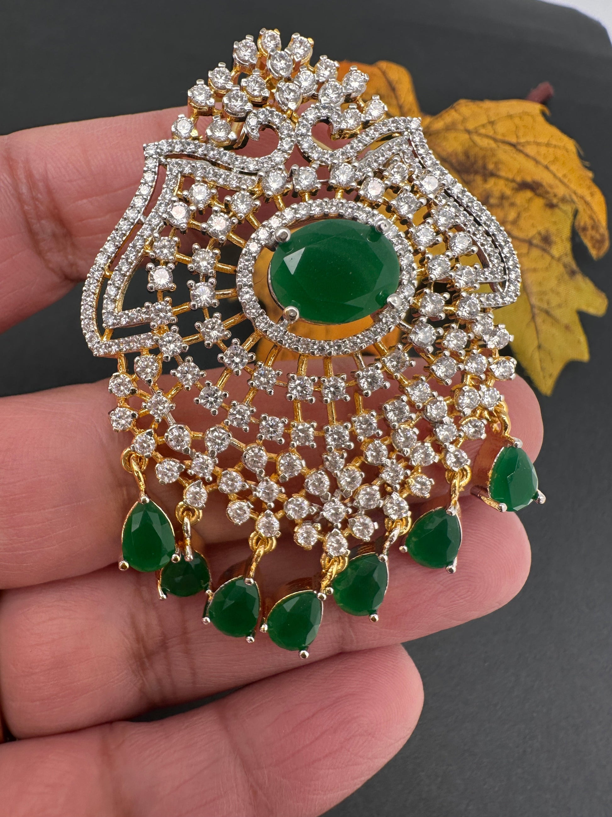 AD Color Stone Pendent Set - Green