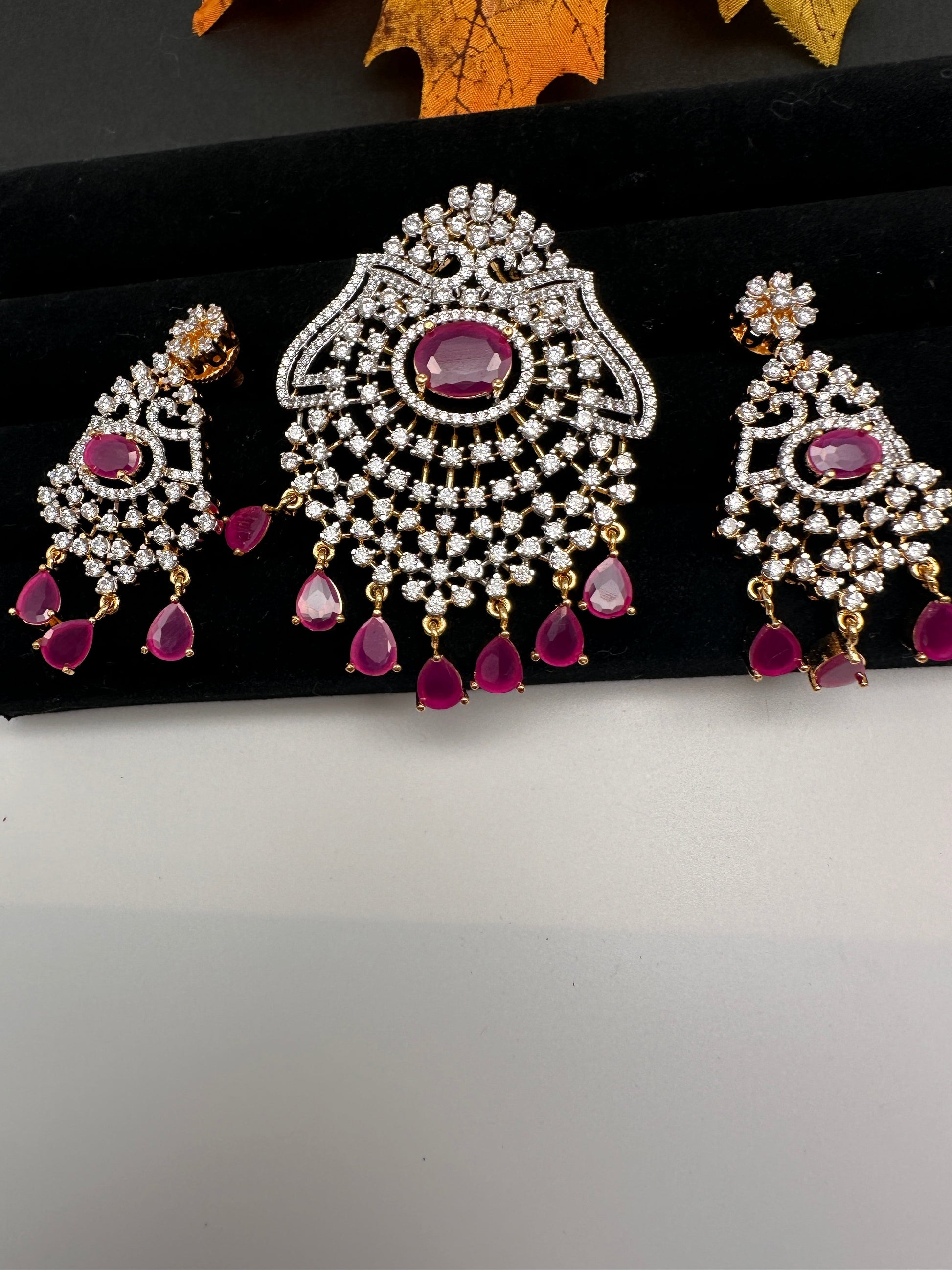 AD Color Stone Pendent Set - Red