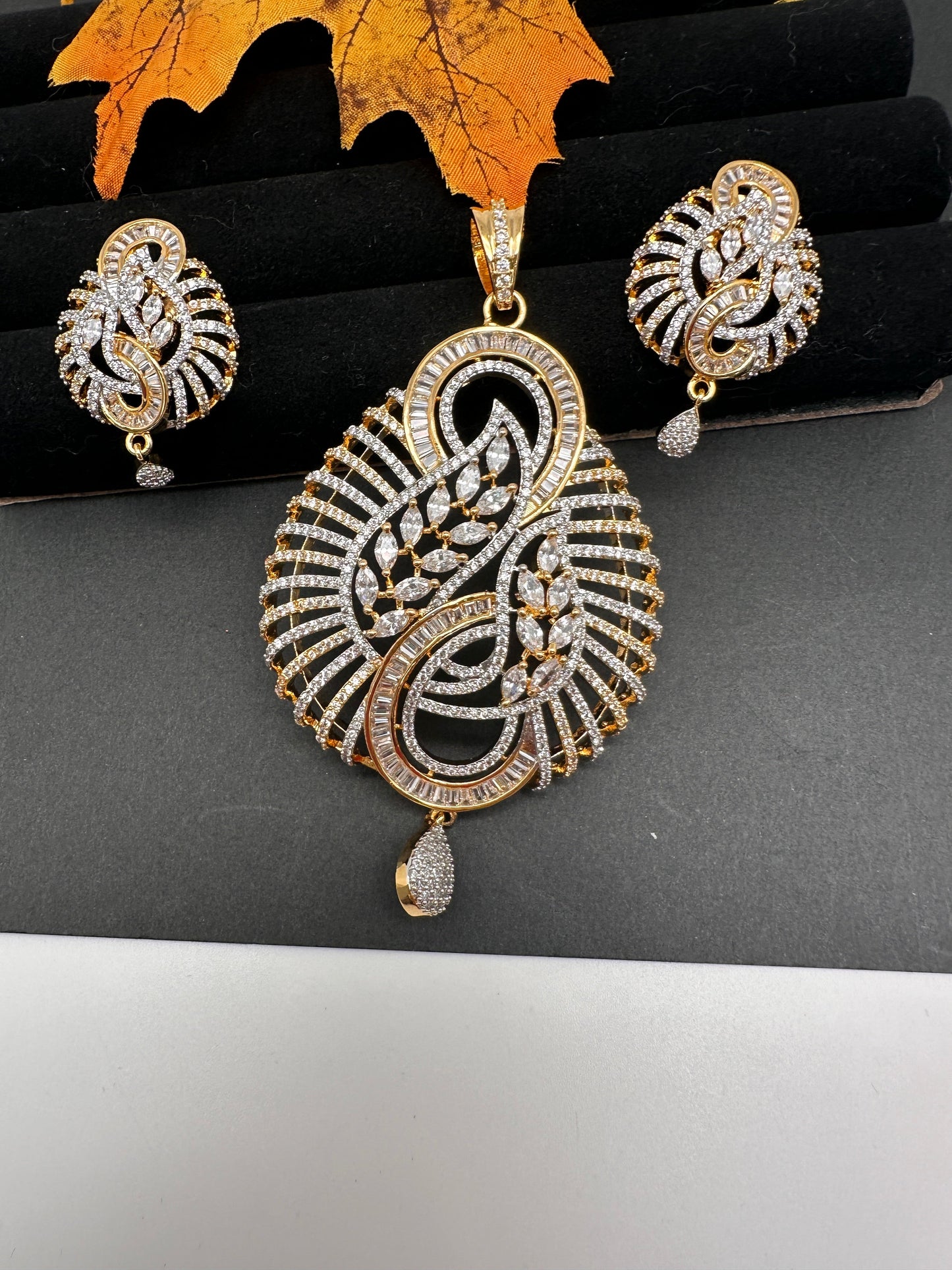 CZ Dual Tone Pendent Set