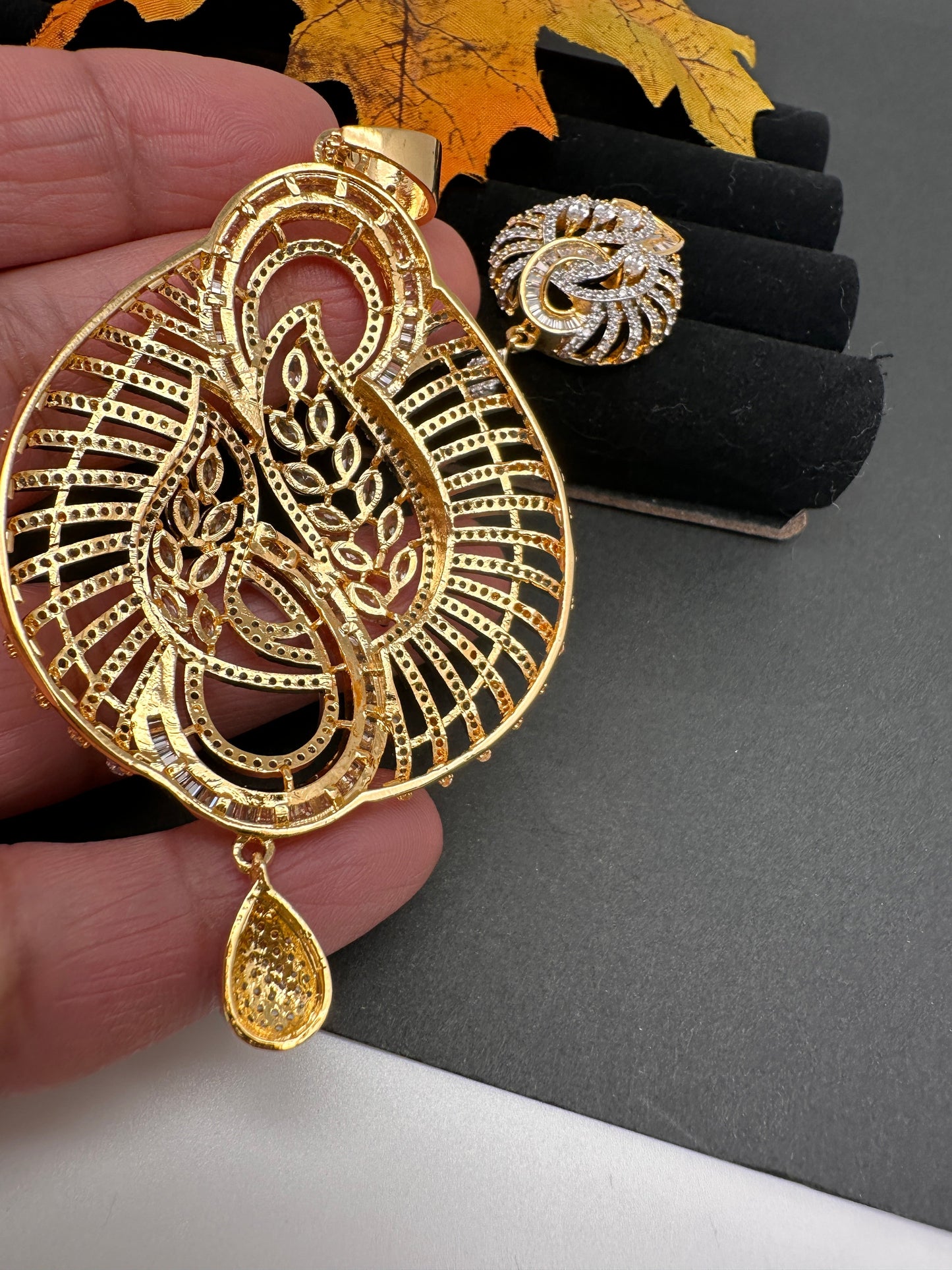CZ Dual Tone Pendent Set