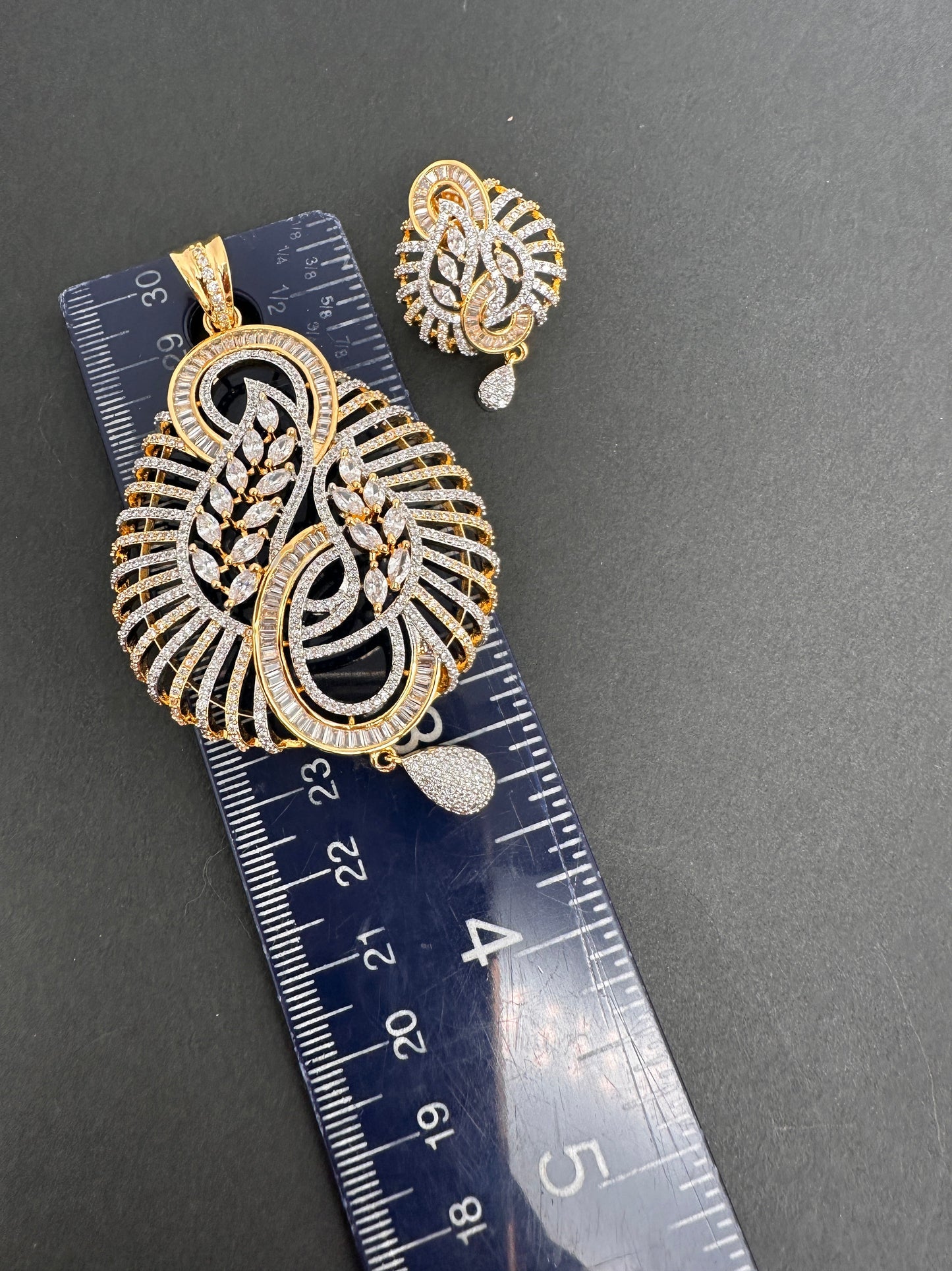 CZ Dual Tone Pendent Set