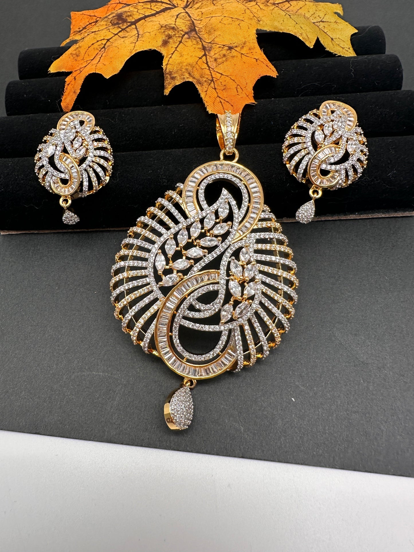 CZ Dual Tone Pendent Set