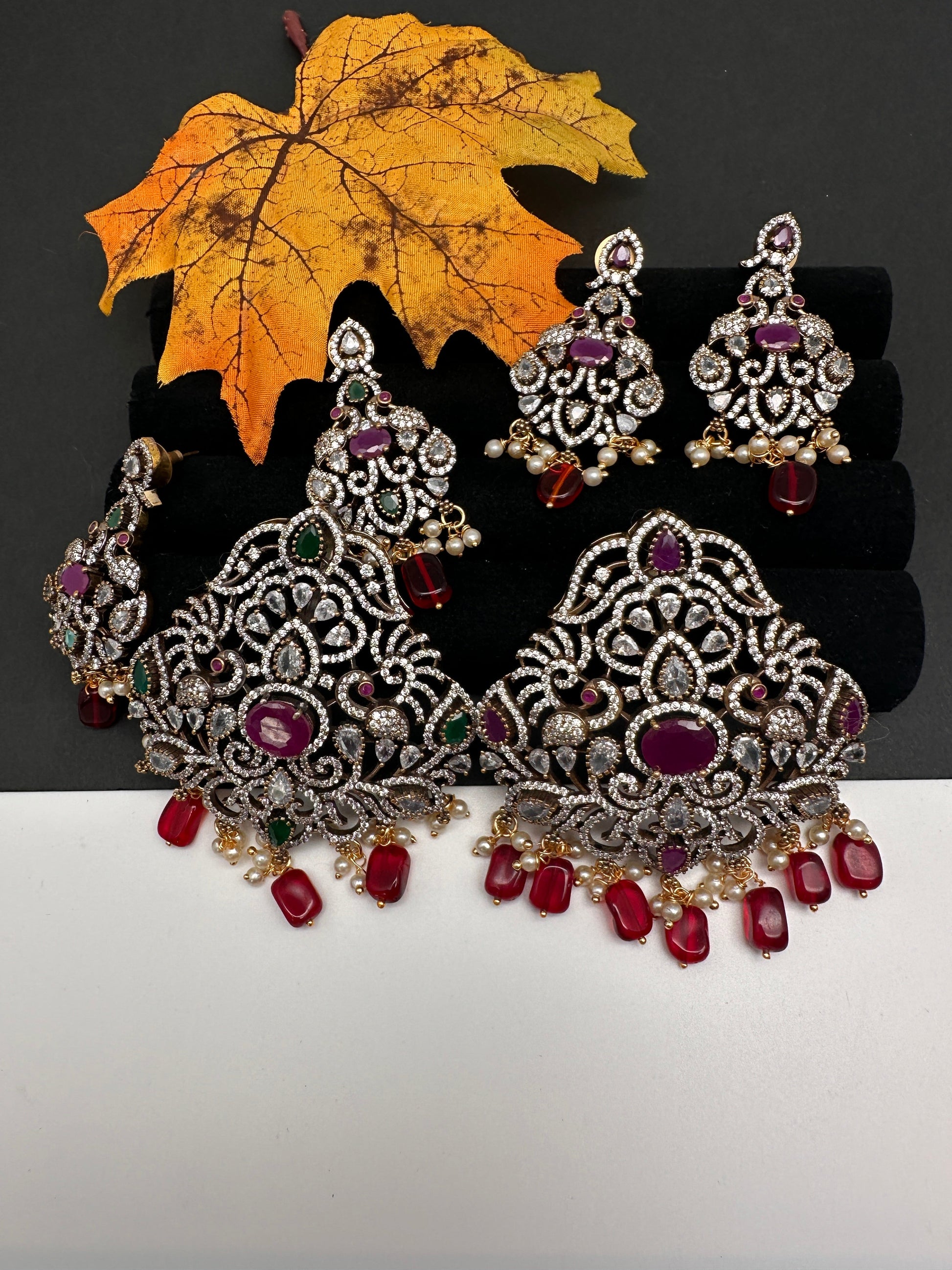 Victorian Peacock Color Stone Pendent Set - Red