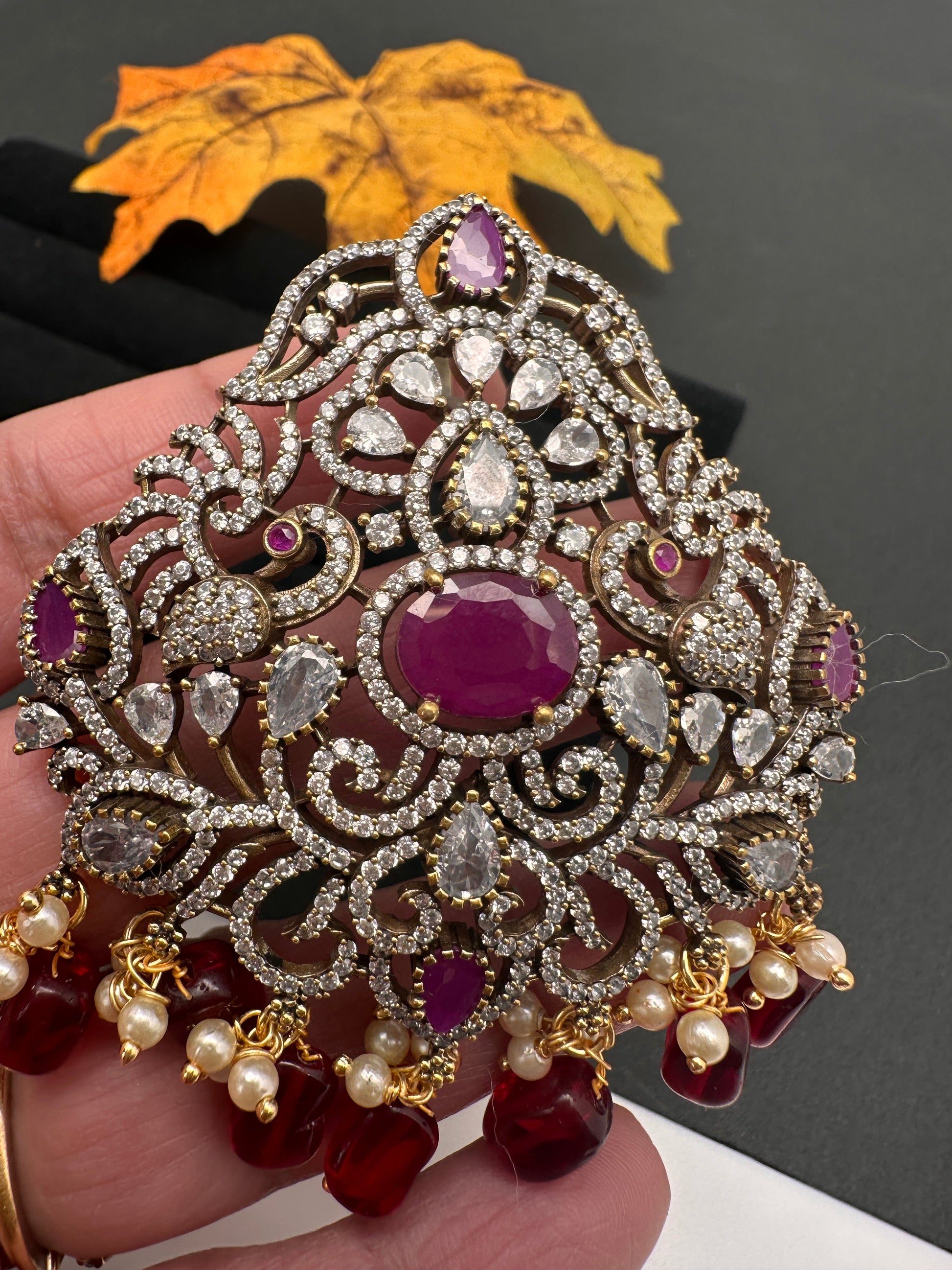 Victorian Peacock Color Stone Pendent Set - Red