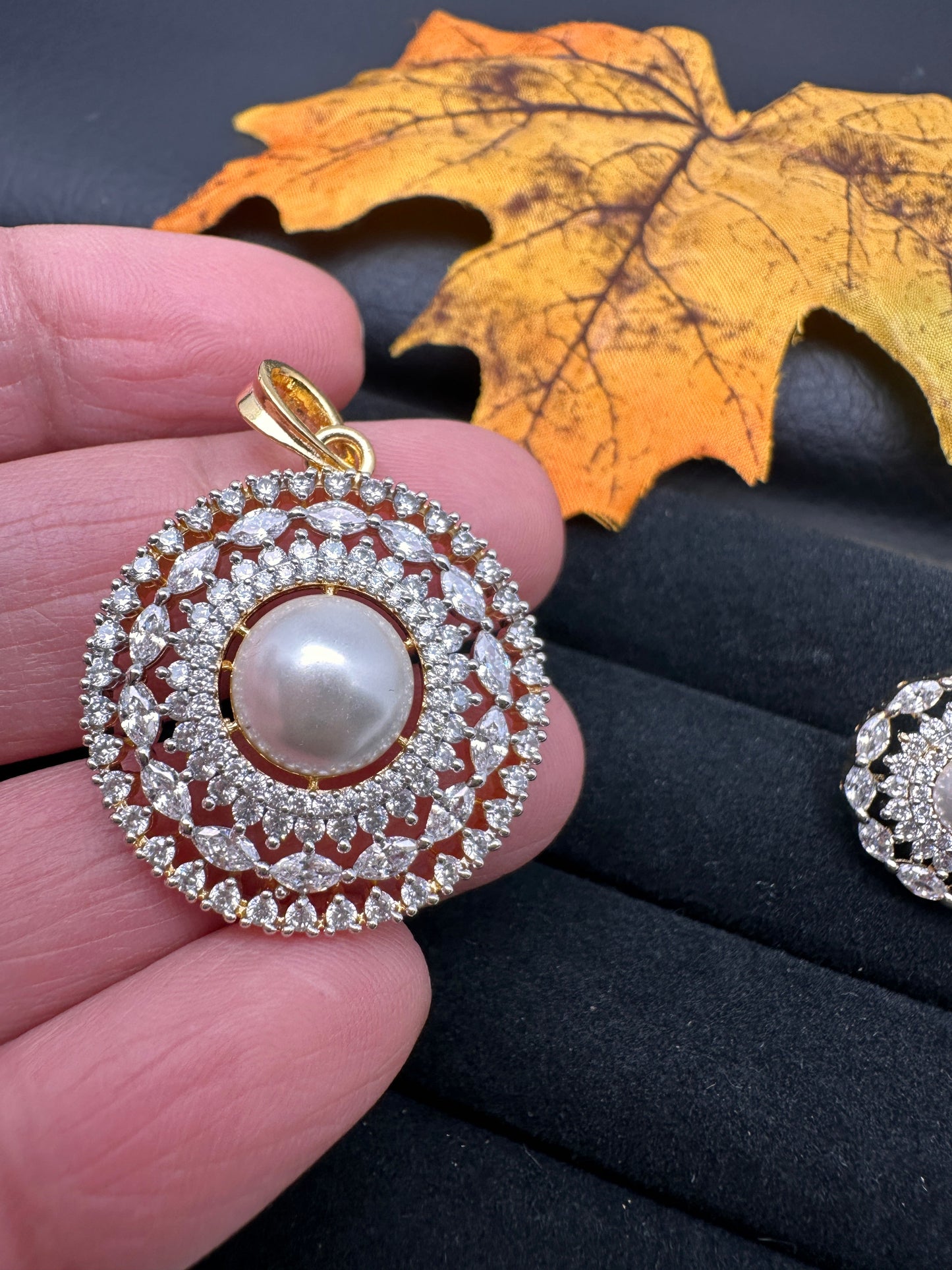 AD Pearl Locket Pendent Set