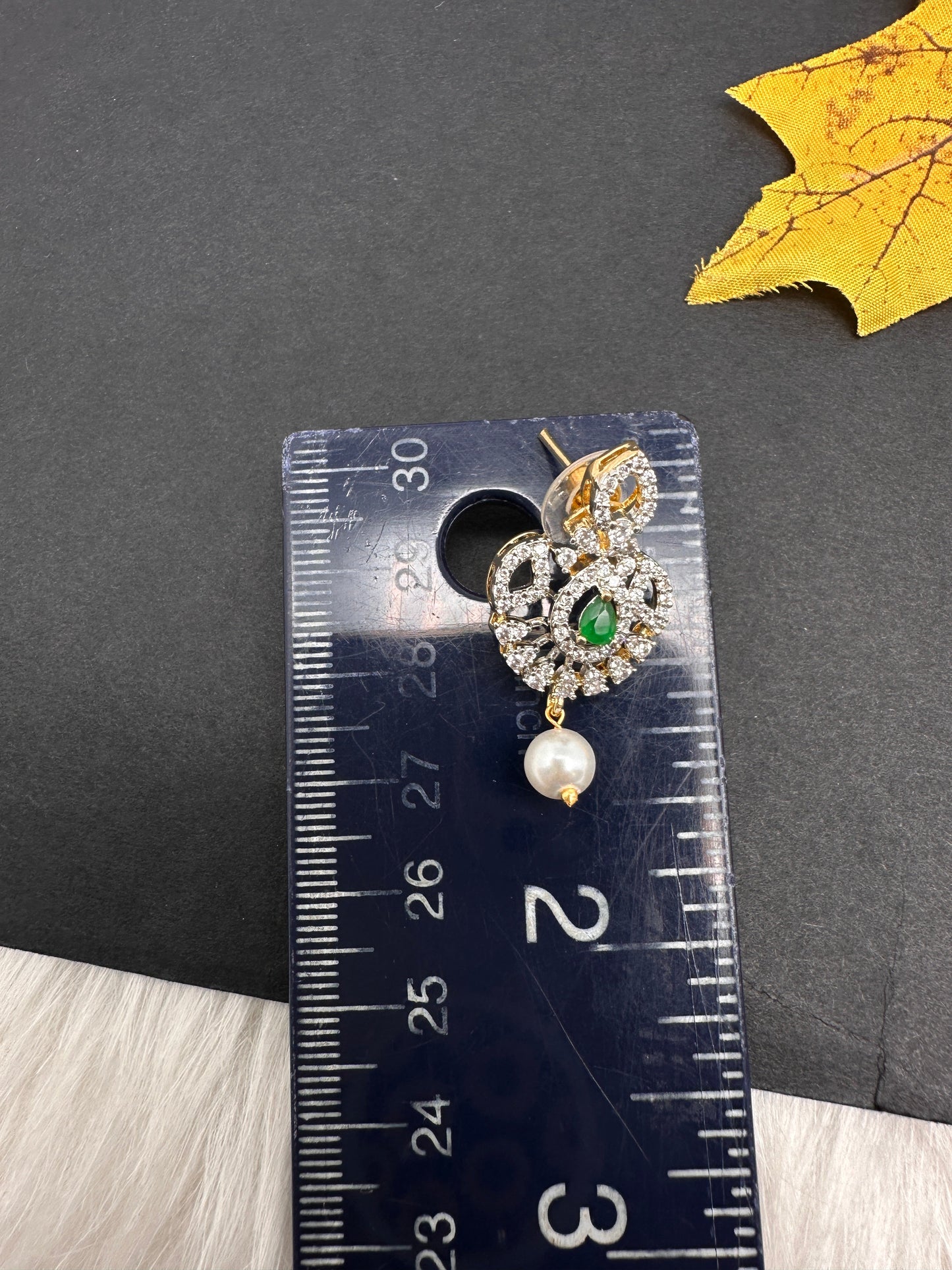 AD Diamond Finish Emerald Pendent Set