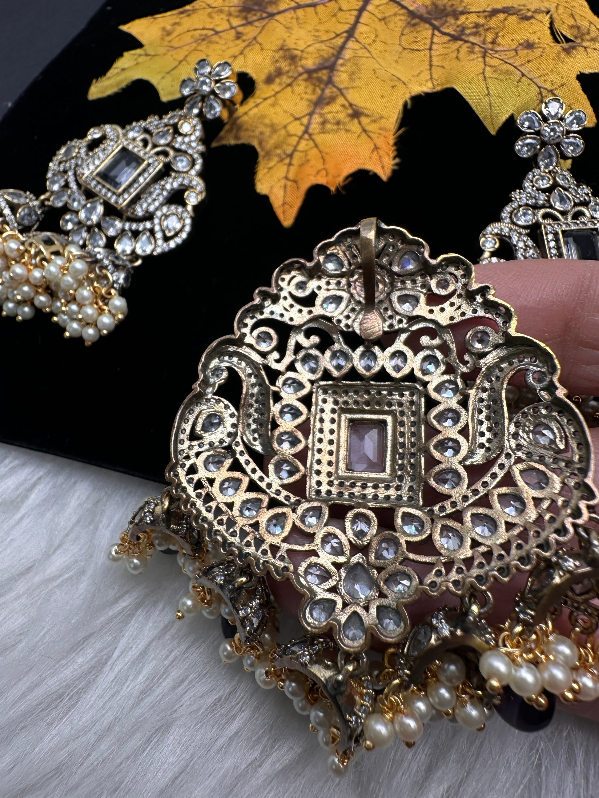 Victorian  Pearls Color Stone Pendent Set - Purple