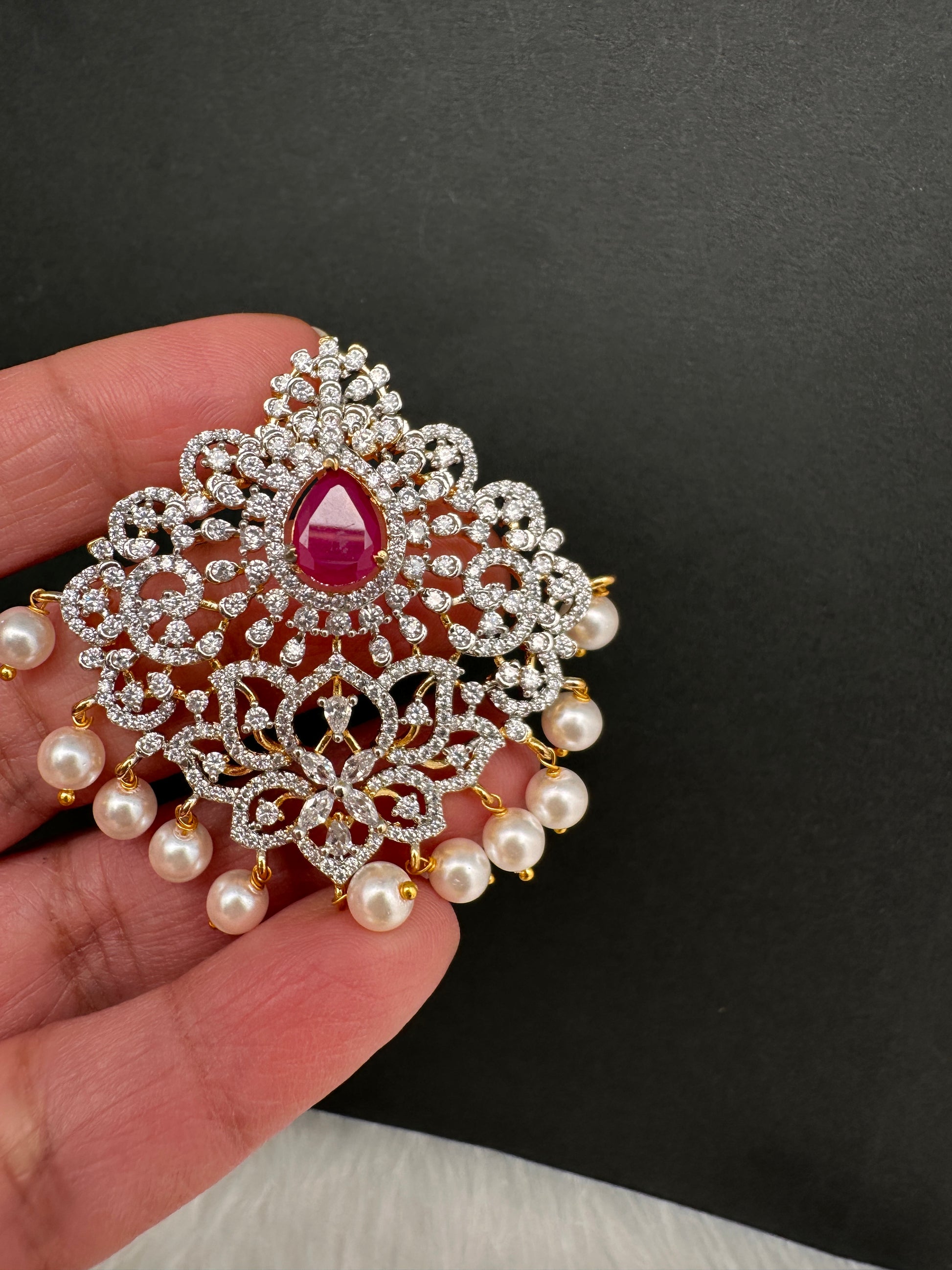 AD Color Stone Pendent Set - Red