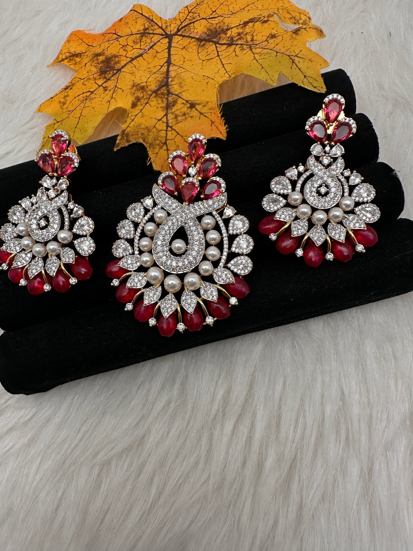 AD Color Stone Pearl Beads Pendent Set - Red