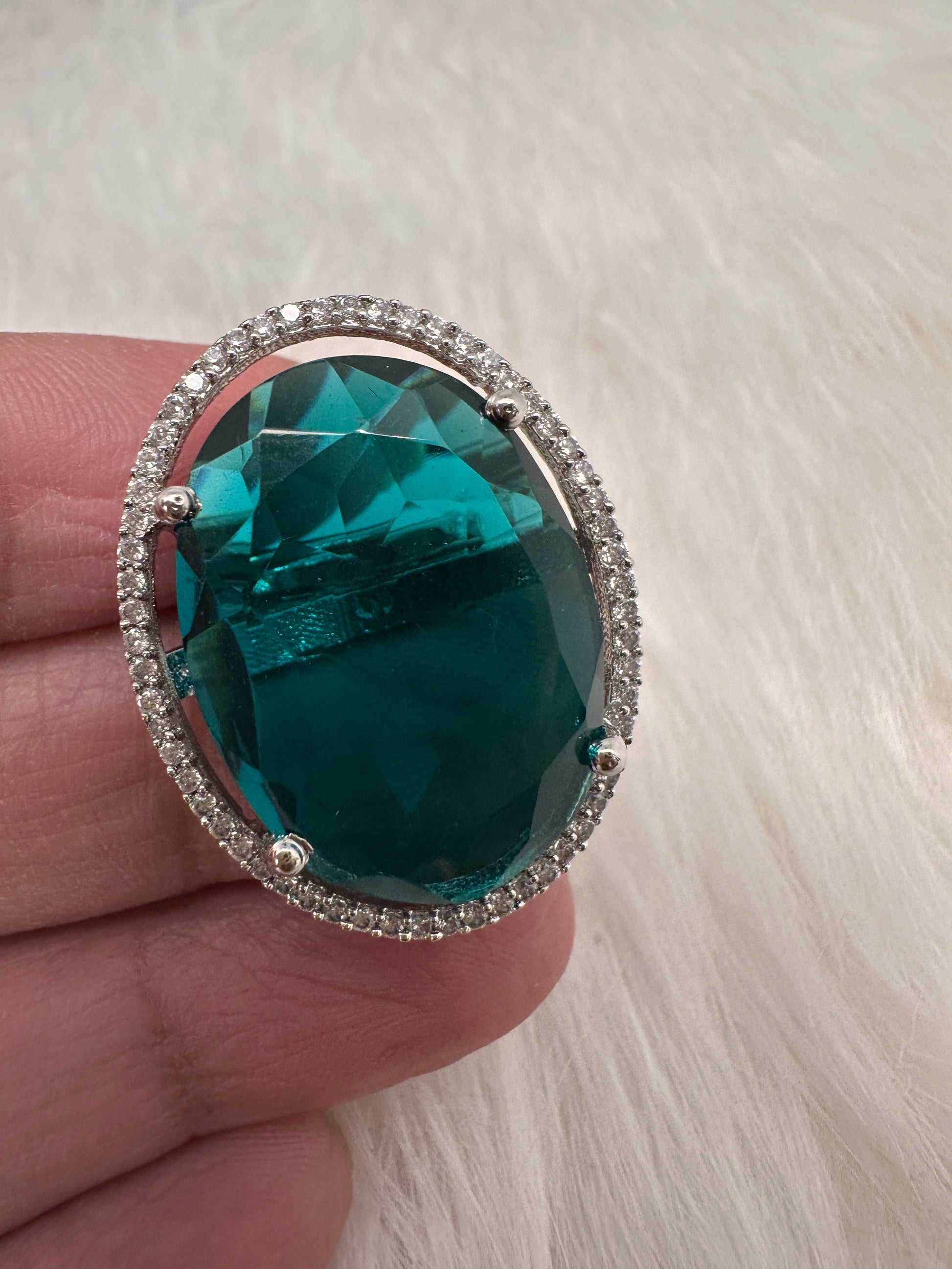 Monalisa Stone Ring - DarkGreen