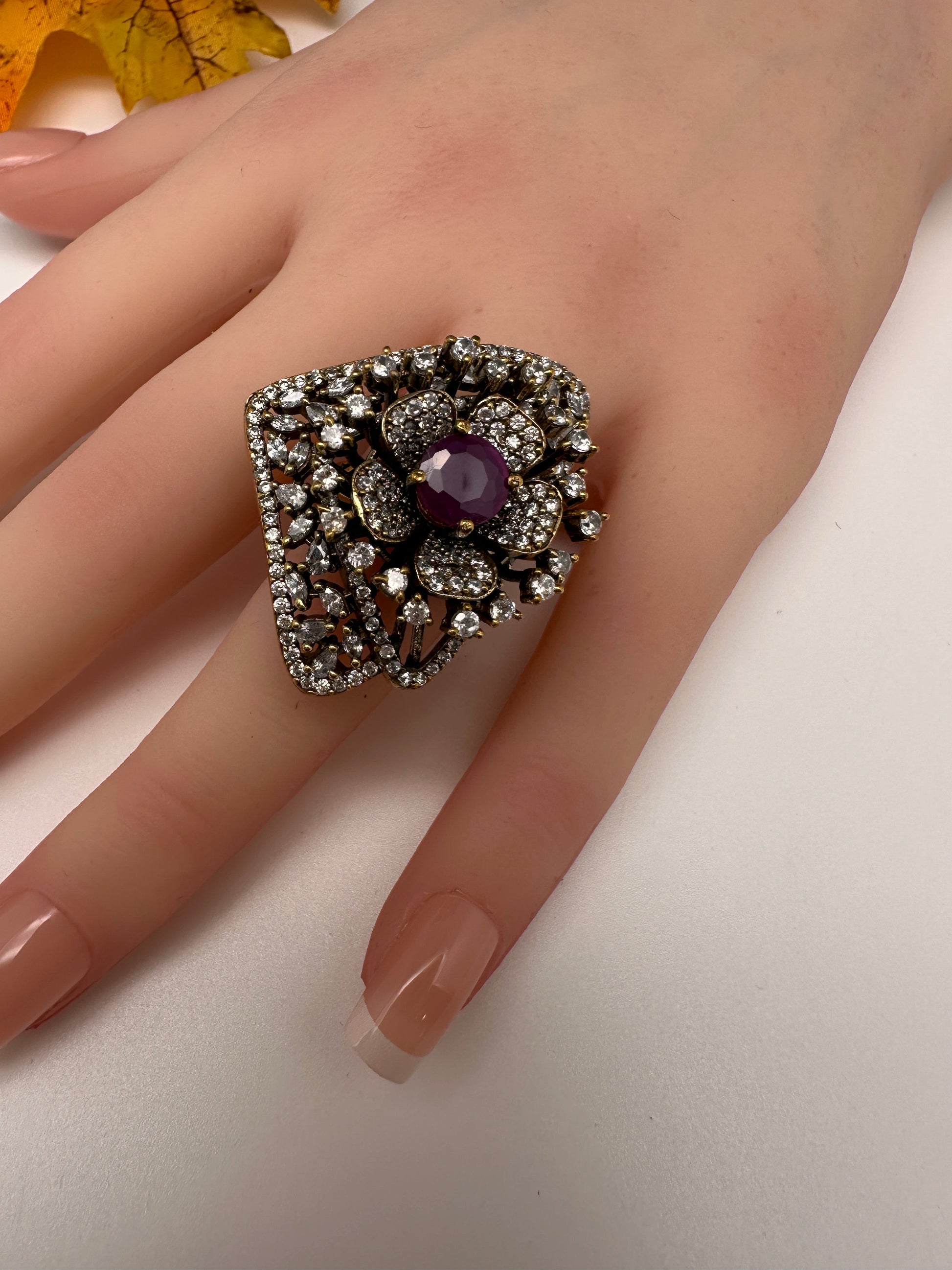Victorian Color Stone Adjustable Color Stone Cocktail Ring - Red