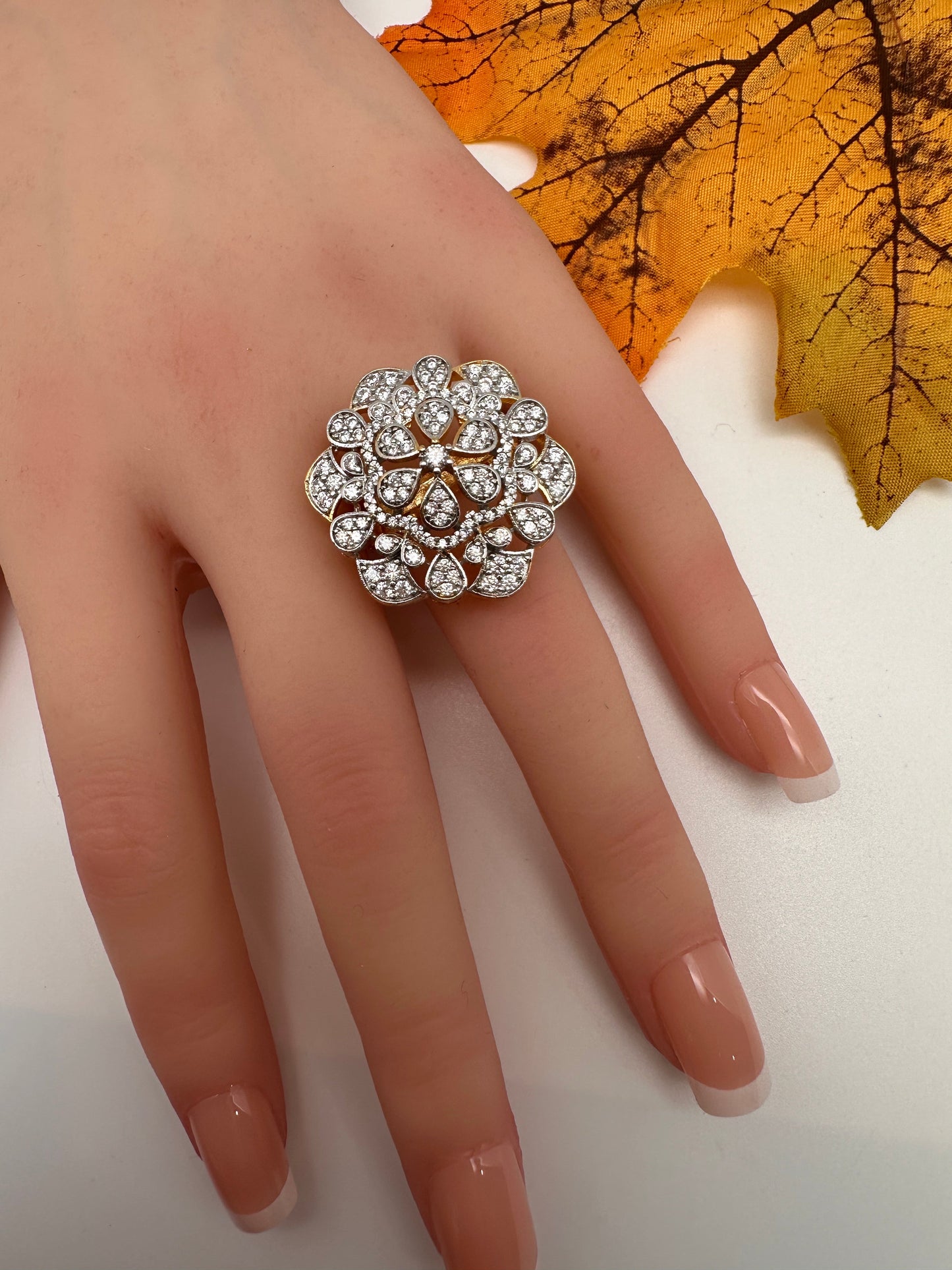AD Adjustable Color Stone Cocktail Ring