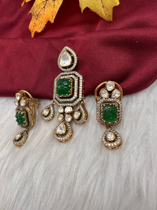 92.5 Silver Green Carved Stone Moissanite Pendent Set