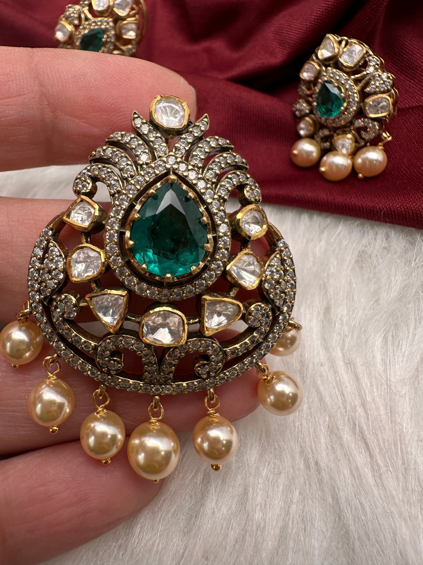 92.5 Silver Green  Moissanite Pendent Set