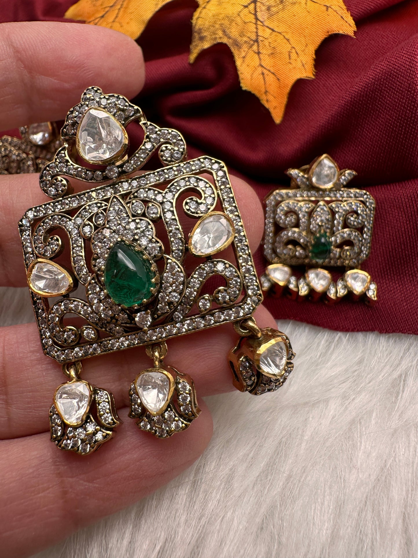 92.5 Silver Green  Moissanite Pendent Set