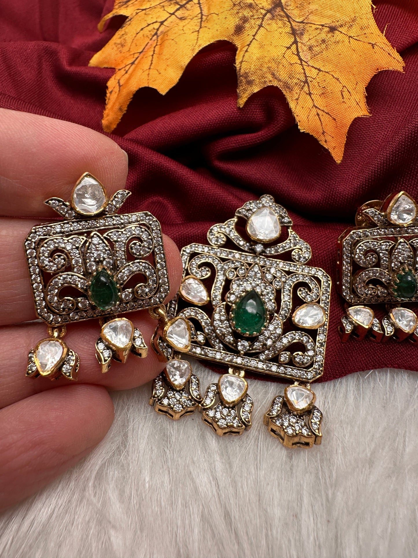92.5 Silver Green  Moissanite Pendent Set
